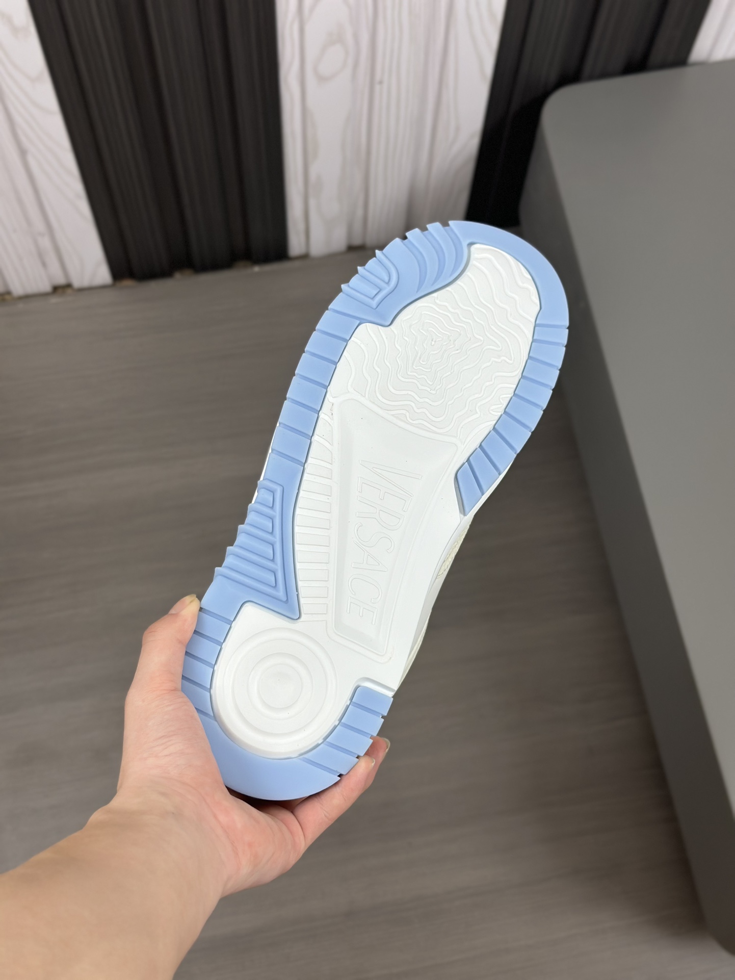 Talla: 39-44 (38,45,46 a medida)Zapatillas deportivas Versace ODISSEA Zapatillas deportivas ligeras 