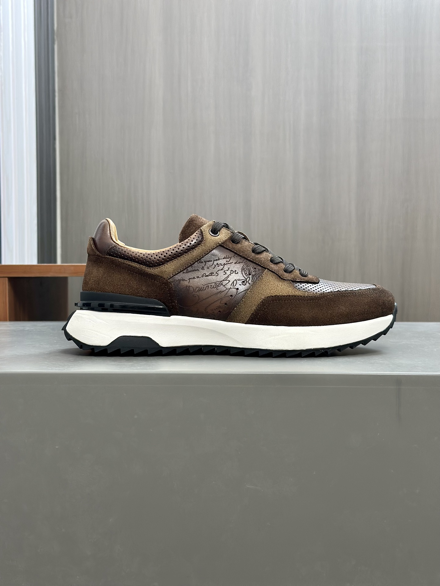 Berlut* Berlut* zapatos casuales de gama alta de los hombres, el último lanzamiento oficial de la pi