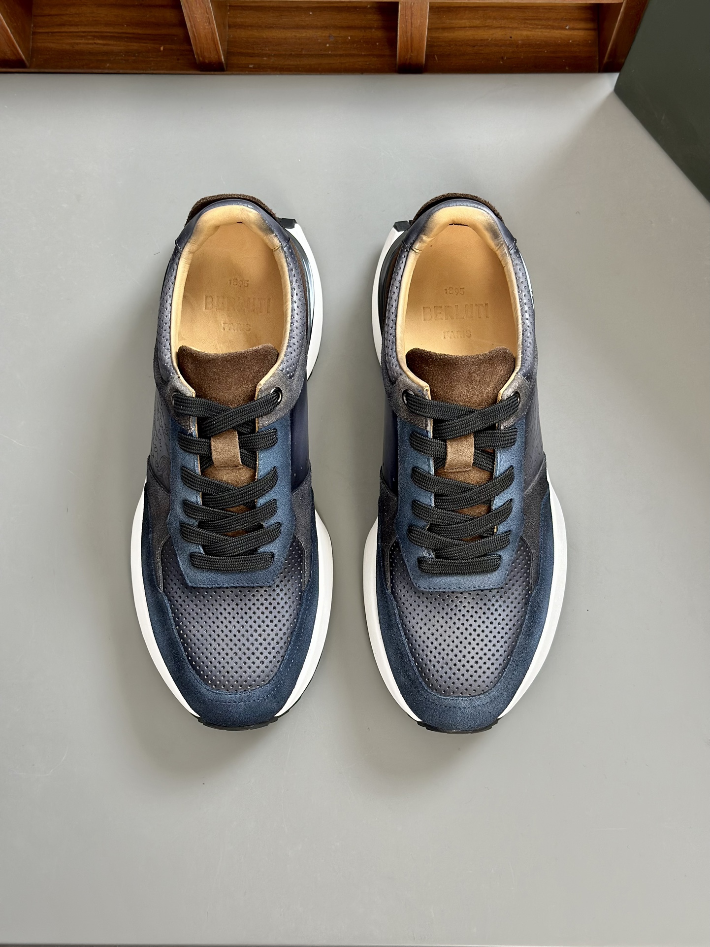 Berlut* Berlut* zapatos casuales de gama alta de los hombres, el último lanzamiento oficial de la pi