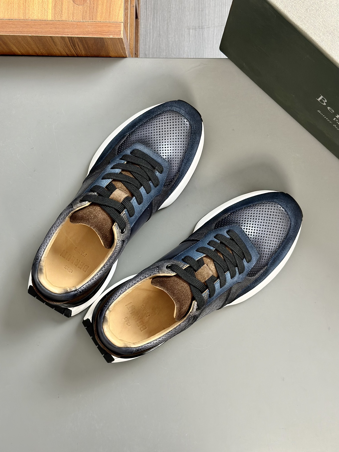 Berlut* Berlut* zapatos casuales de gama alta de los hombres, el último lanzamiento oficial de la pi