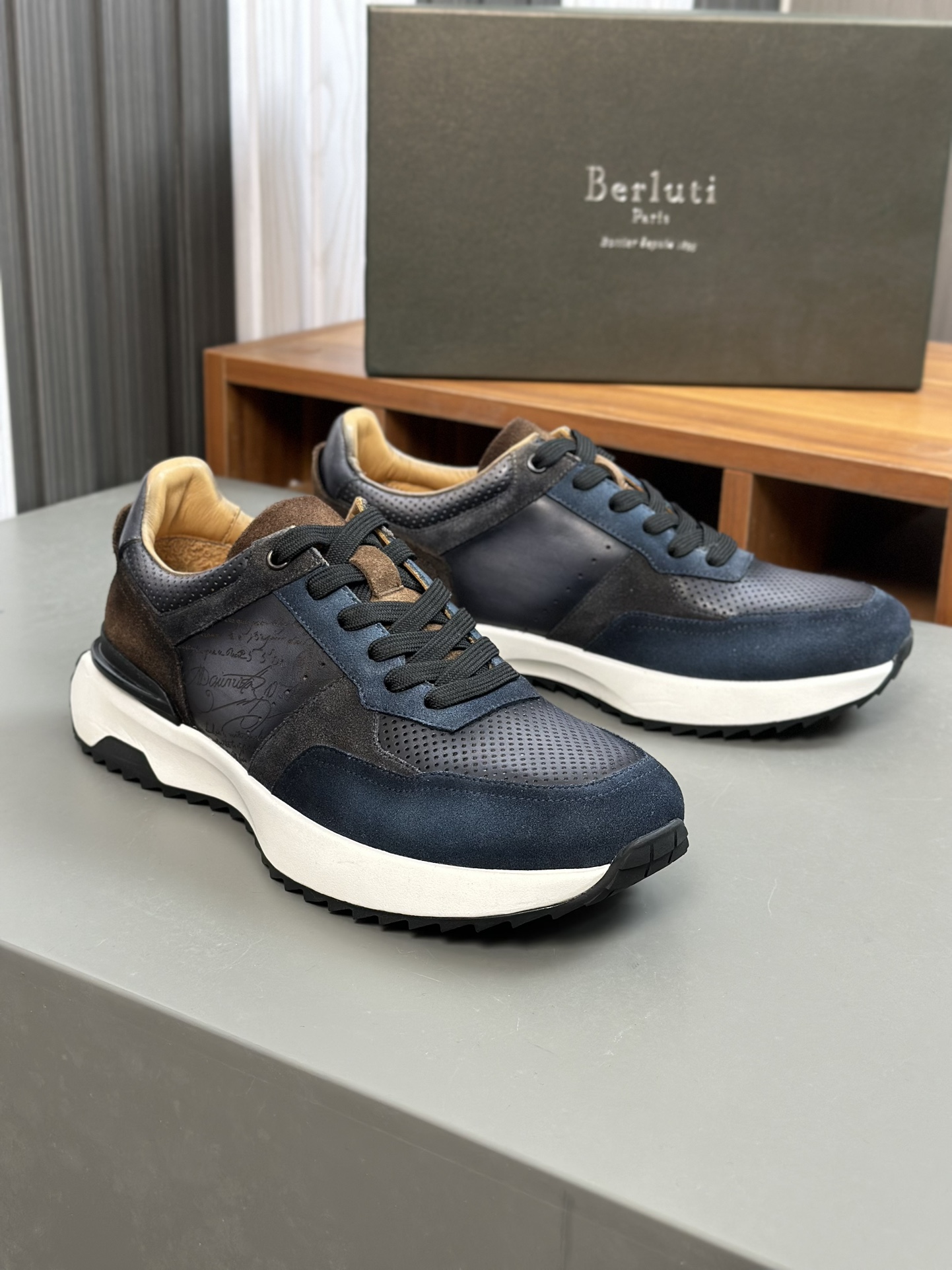 Berlut* Berlut* zapatos casuales de gama alta de los hombres, el último lanzamiento oficial de la pi