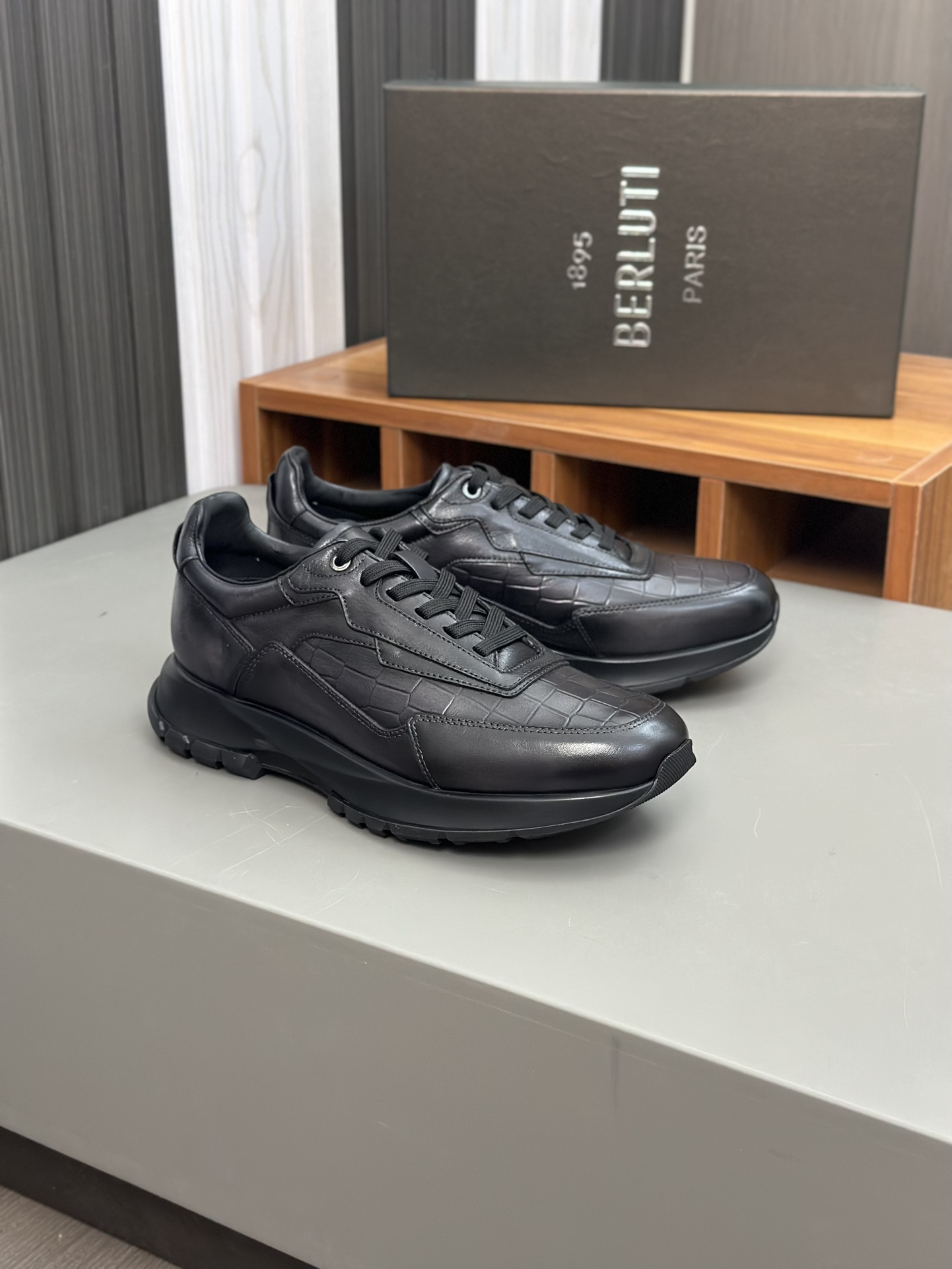 Berlut* Berlut* zapatos casuales de gama alta de los hombres, el último lanzamiento oficial de la pi