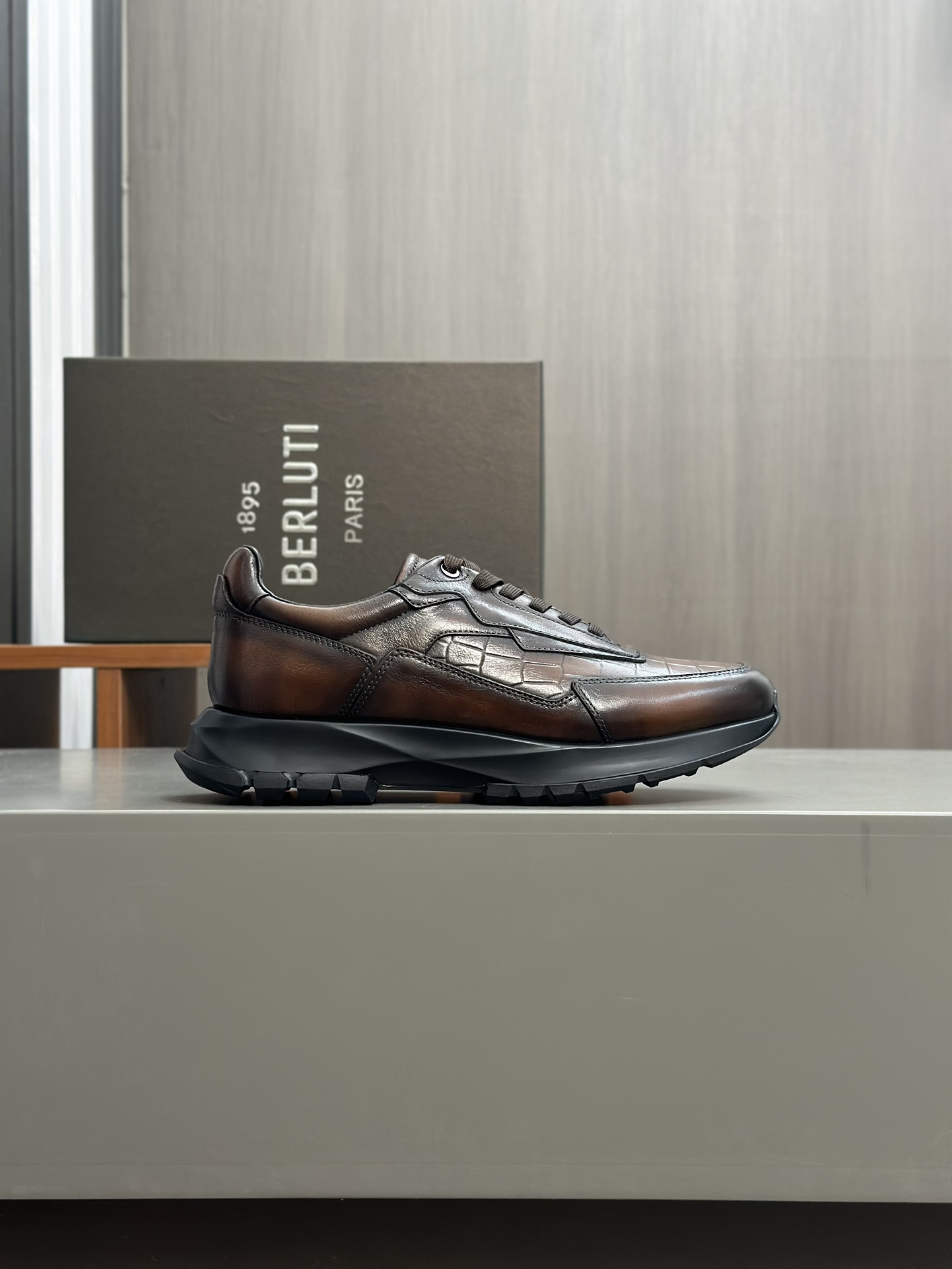 Berlut* Berlut* zapatos casuales de gama alta de los hombres, el último lanzamiento oficial de la pi