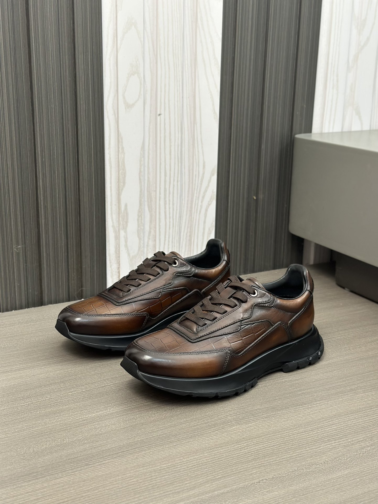 Berlut* Berlut* zapatos casuales de gama alta de los hombres, el último lanzamiento oficial de la pi