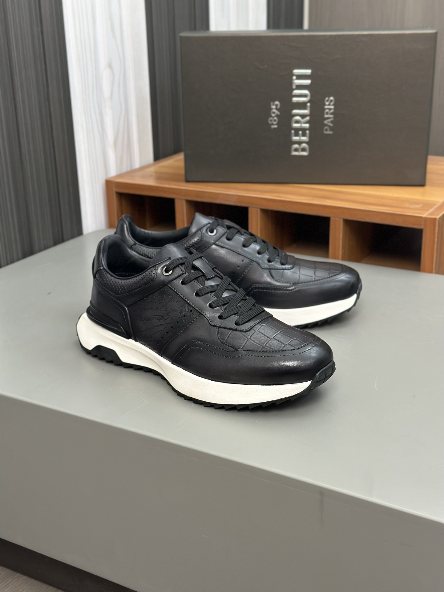Berlut* Berlut* zapatos casuales de gama alta de los hombres, el último lanzamiento oficial de la pi