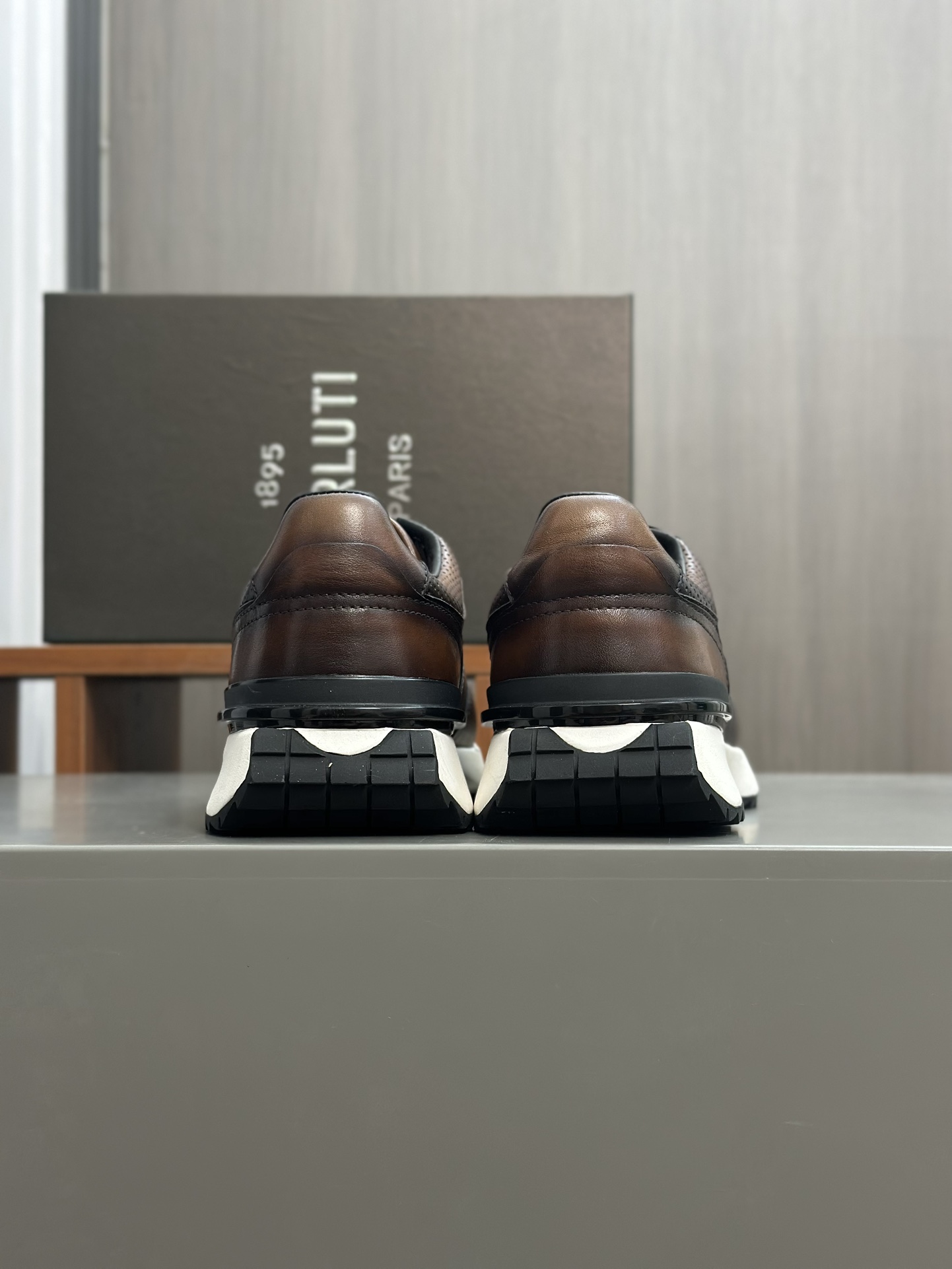 Berlut* Berlut* zapatos casuales de gama alta de los hombres, el último lanzamiento oficial de la pi