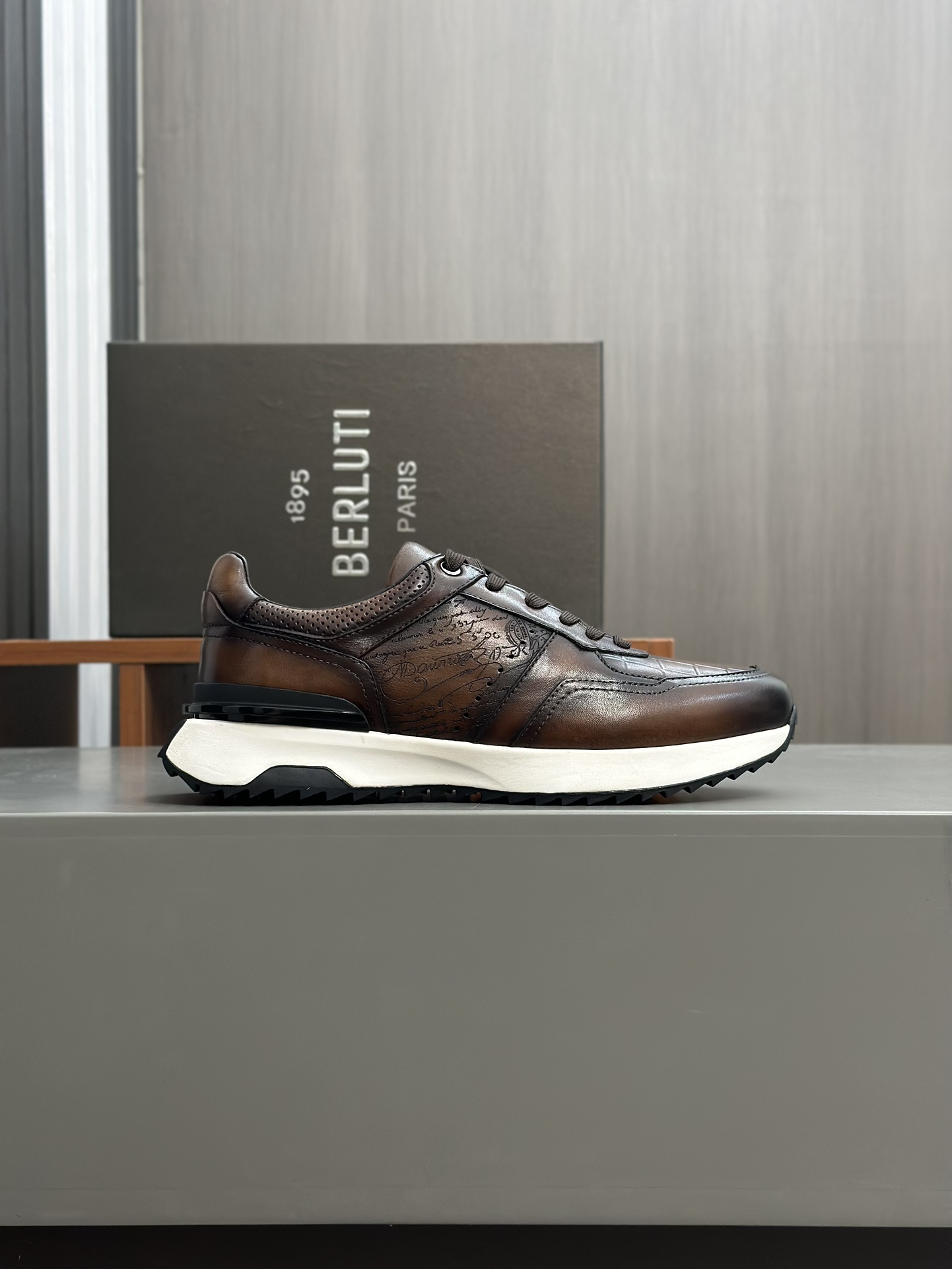 Berlut* Berlut* zapatos casuales de gama alta de los hombres, el último lanzamiento oficial de la pi