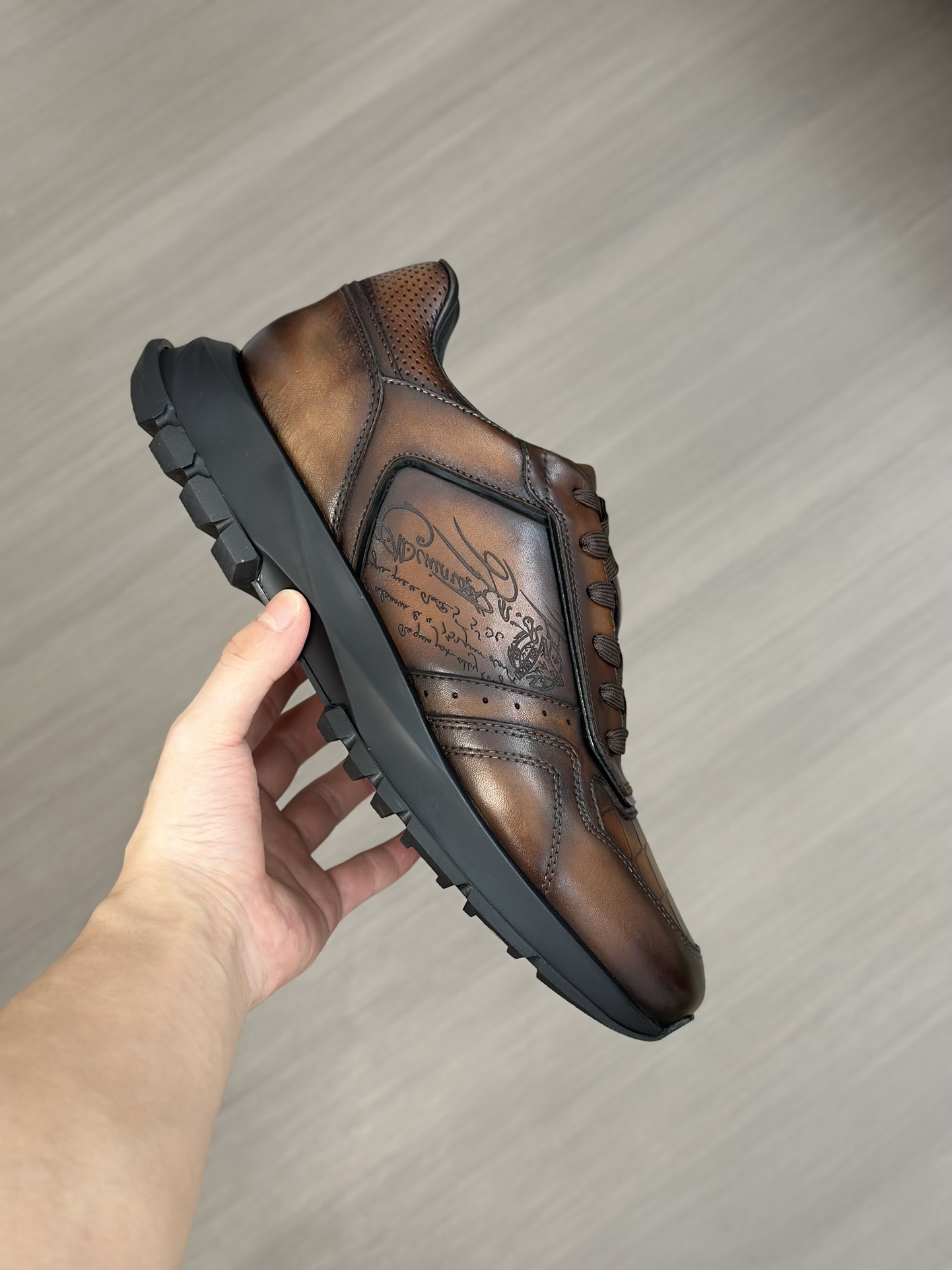 Berlut* Berlut* zapatos casuales de gama alta de los hombres, el último lanzamiento oficial de la pi