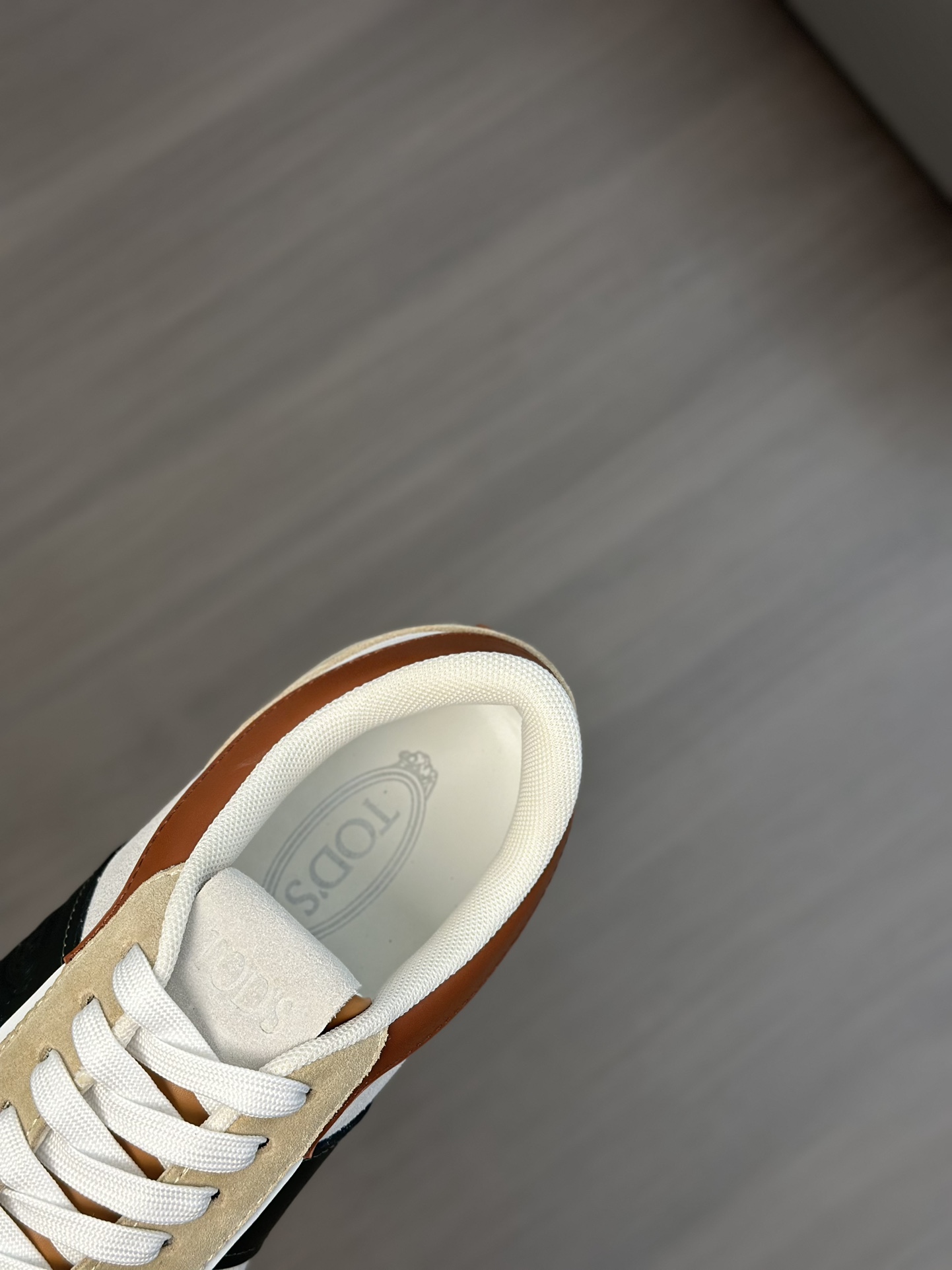 TODS No_ Code Fabric Spell Leather SneakersMaterial: Tejido/Piel de vacaSuela: Goma Bean SoleColor: 