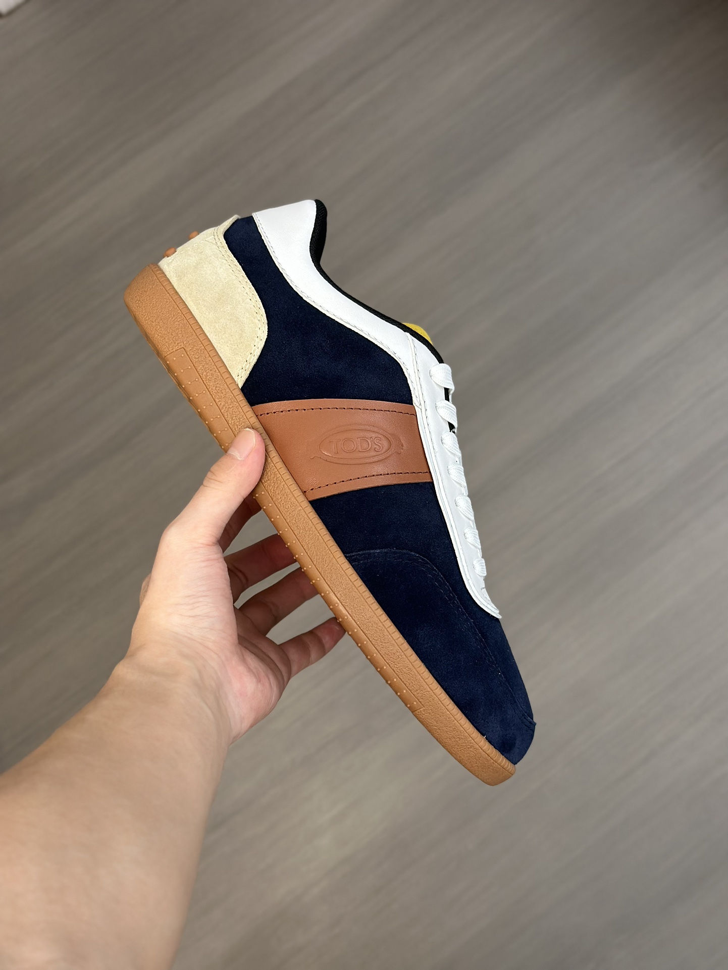 TODS No_ Code Fabric Spell Leather SneakersMaterial: Tejido/Piel de vacaSuela: Goma Bean SoleColor: 