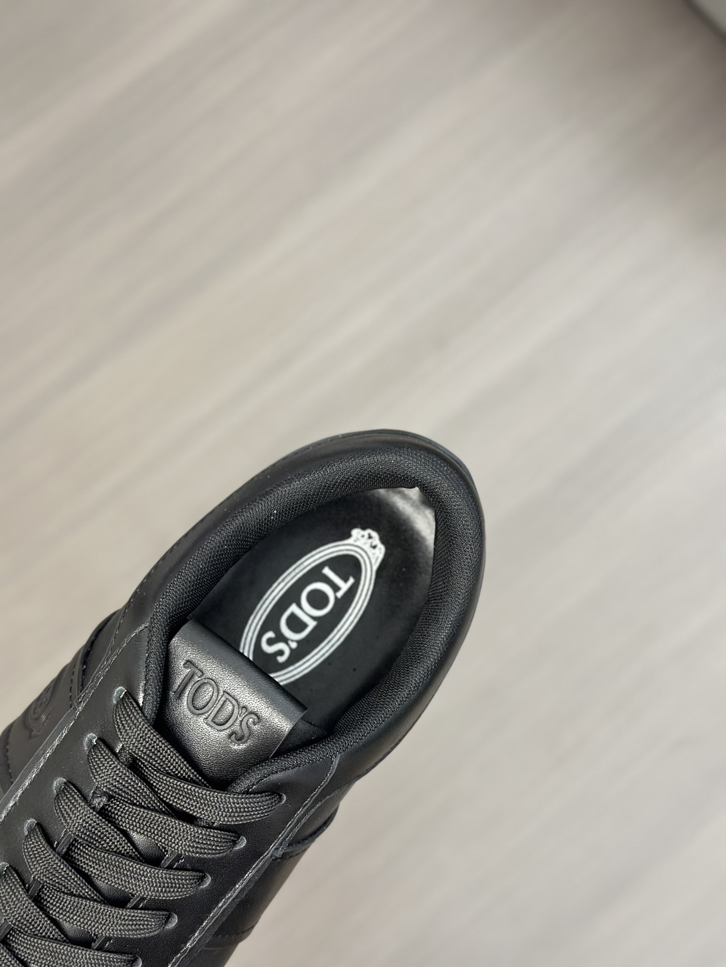 TODS No_ Code Fabric Spell Leather SneakersMaterial: Tejido/Piel de vacaSuela: Goma Bean SoleColor: 