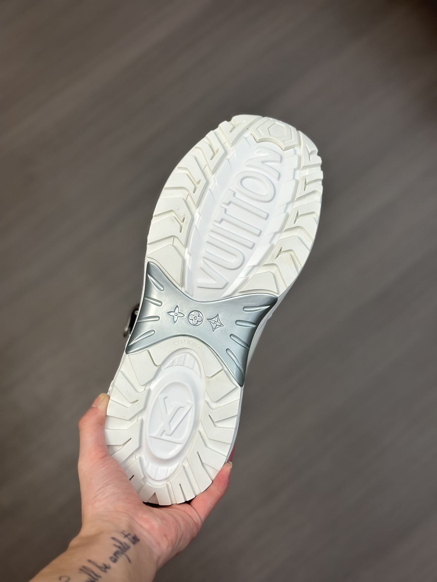 Versión superior LV-Louis Vuitton - Nuevas zapatillas casual, ¡réplica original de desarrollo 1:1! M