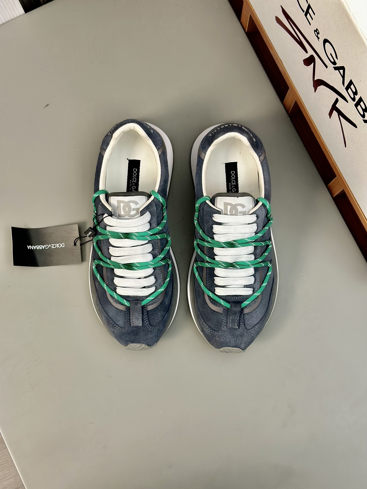Nuevo producto--Dolce&Gabbana--DG de gama alta de los hombres de los deportes-zapatos casuales. Top 