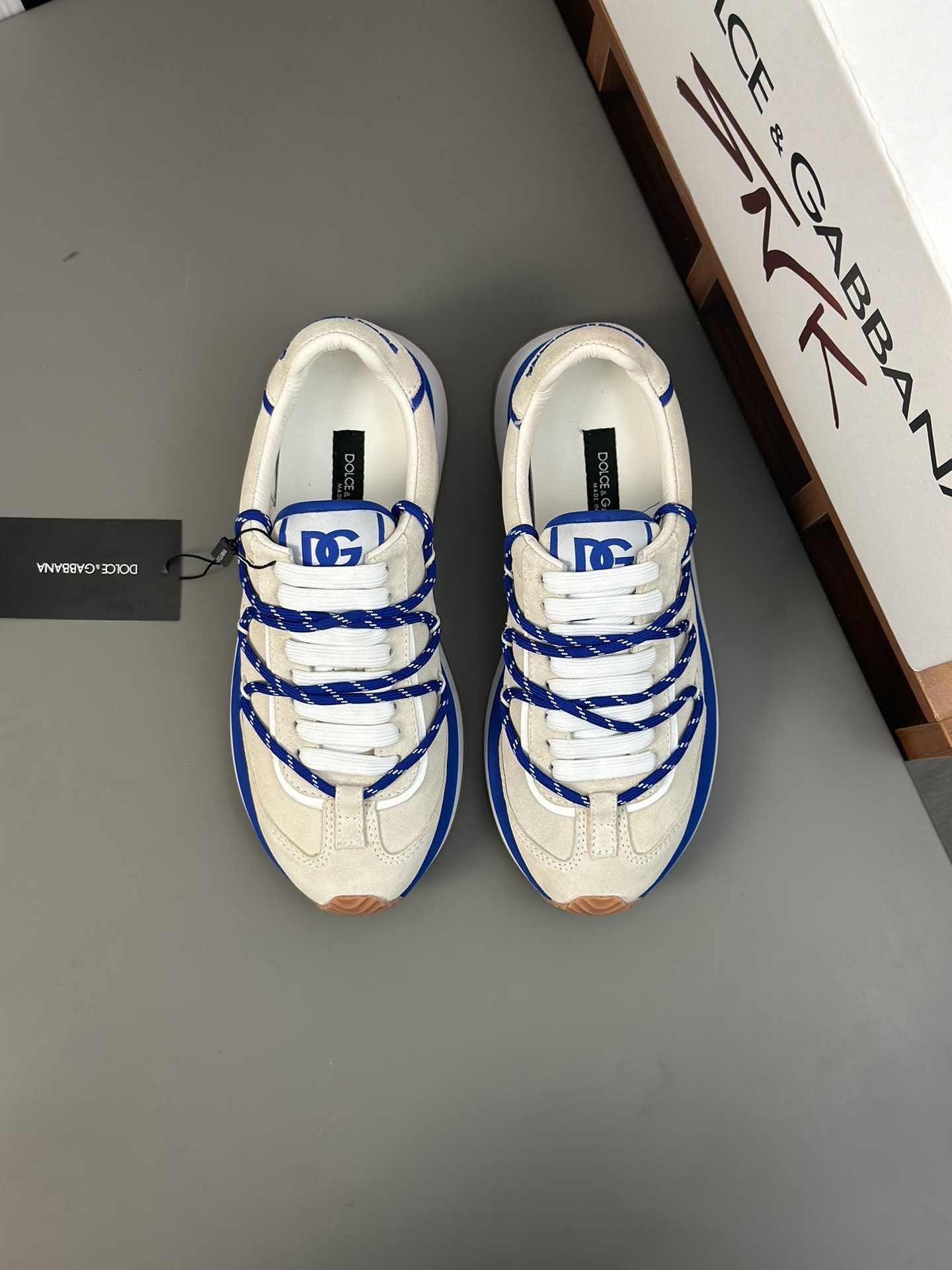 Nuevo producto--Dolce&Gabbana--DG de gama alta de los hombres de los deportes-zapatos casuales. Top 