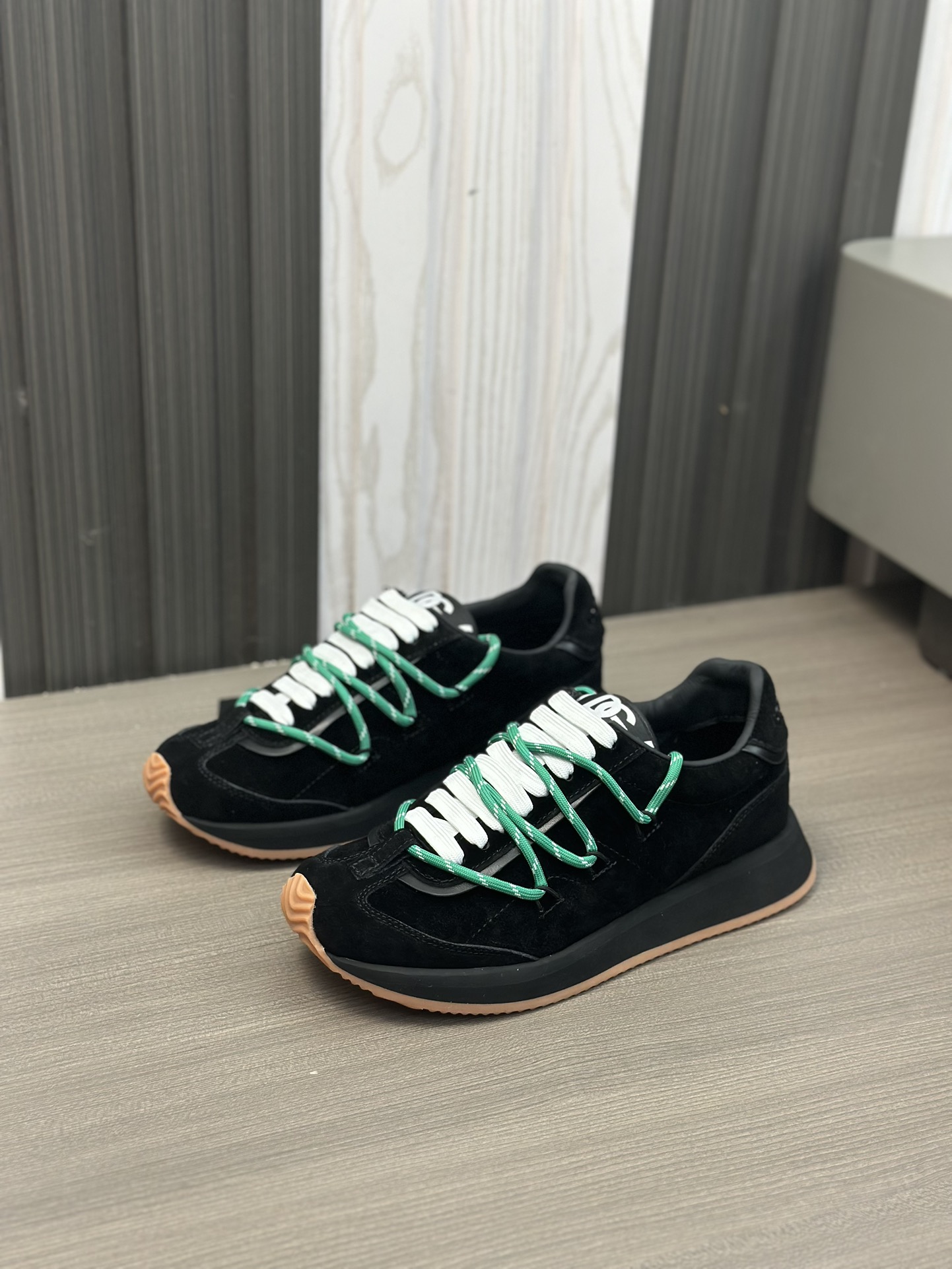 Nuevo producto--Dolce&Gabbana--DG de gama alta de los hombres de los deportes-zapatos casuales. Top 