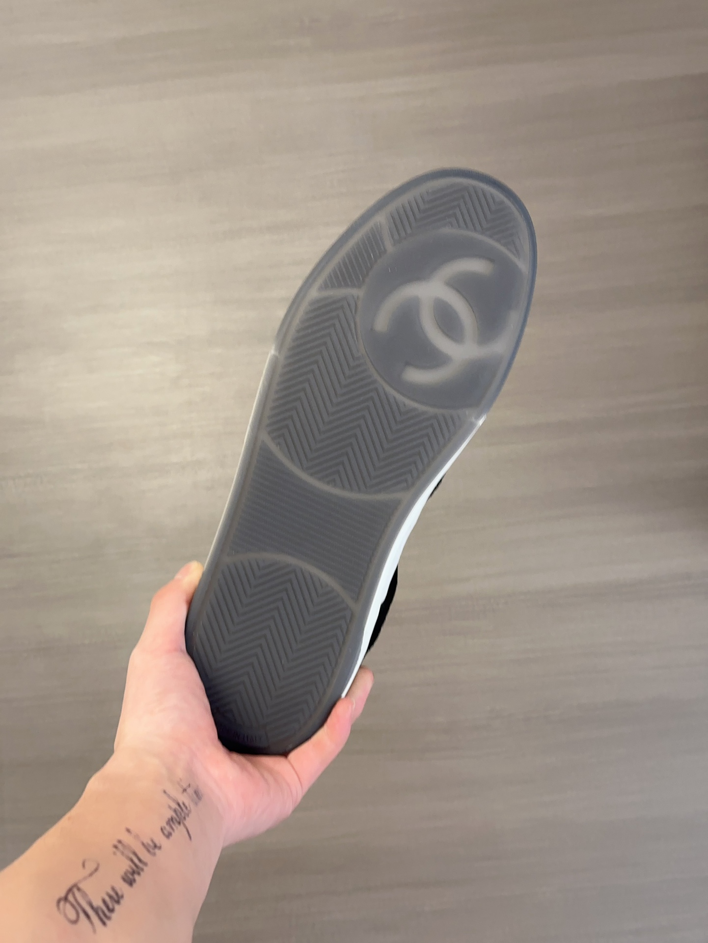 [CHANEL] Chanel P380 - Calidad de gama alta Original único - Superior: cuero de becerro de seda, per
