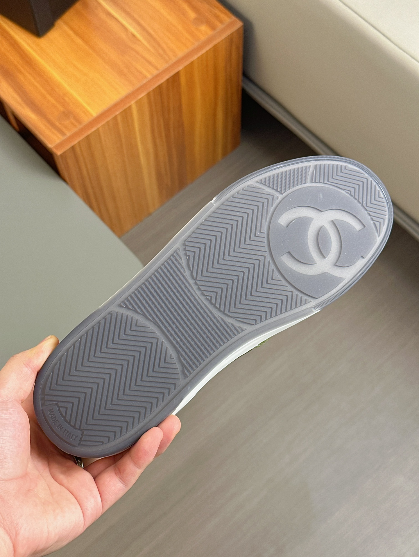 [CHANEL] Chanel P380 - Calidad de gama alta Original único - Superior: cuero de becerro de seda, per
