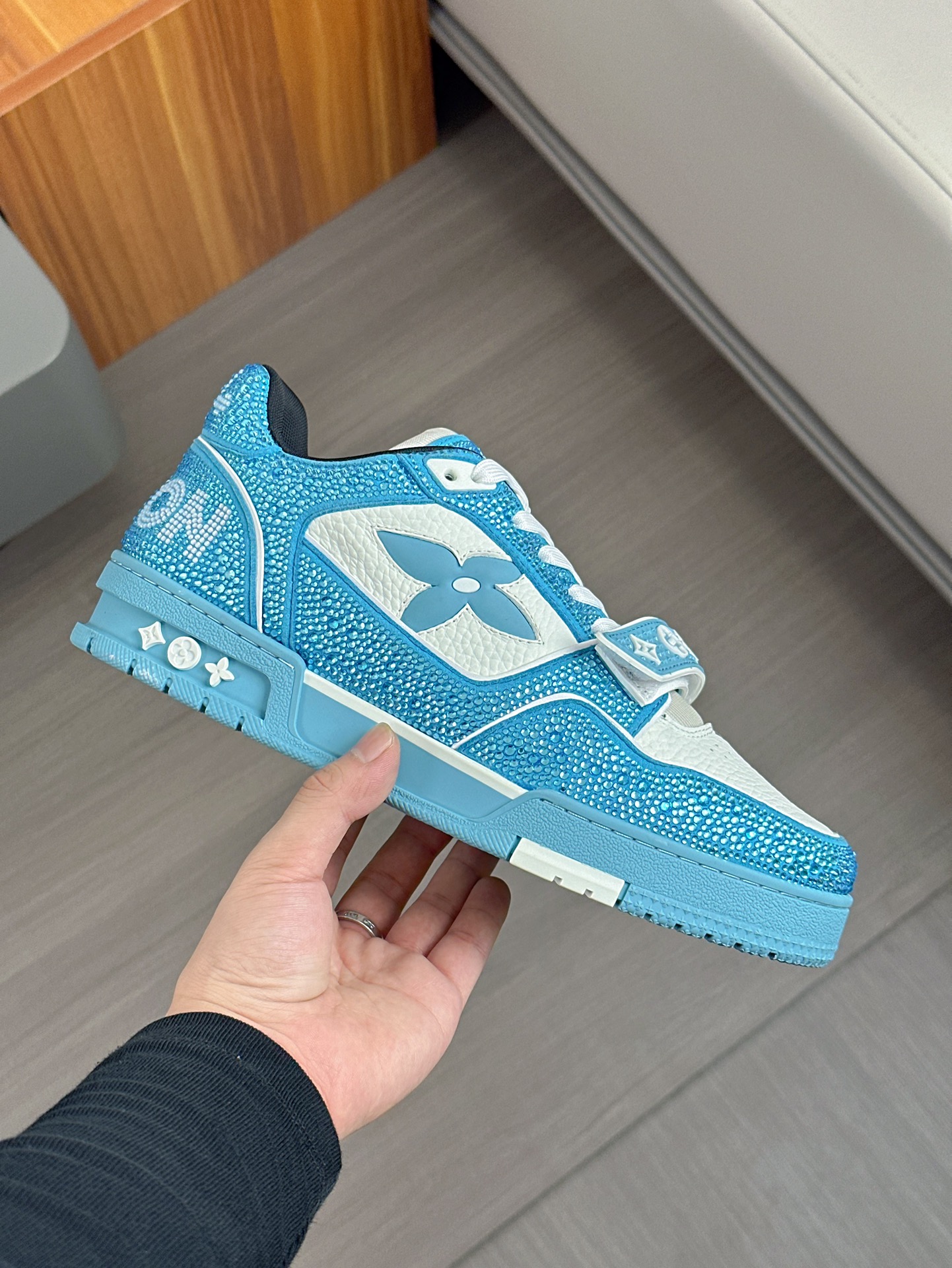 --Nuevos Productos--2024FW-LV TRAINER ¡diamantes calientes llenos de estrellas zapatillas retro! El 