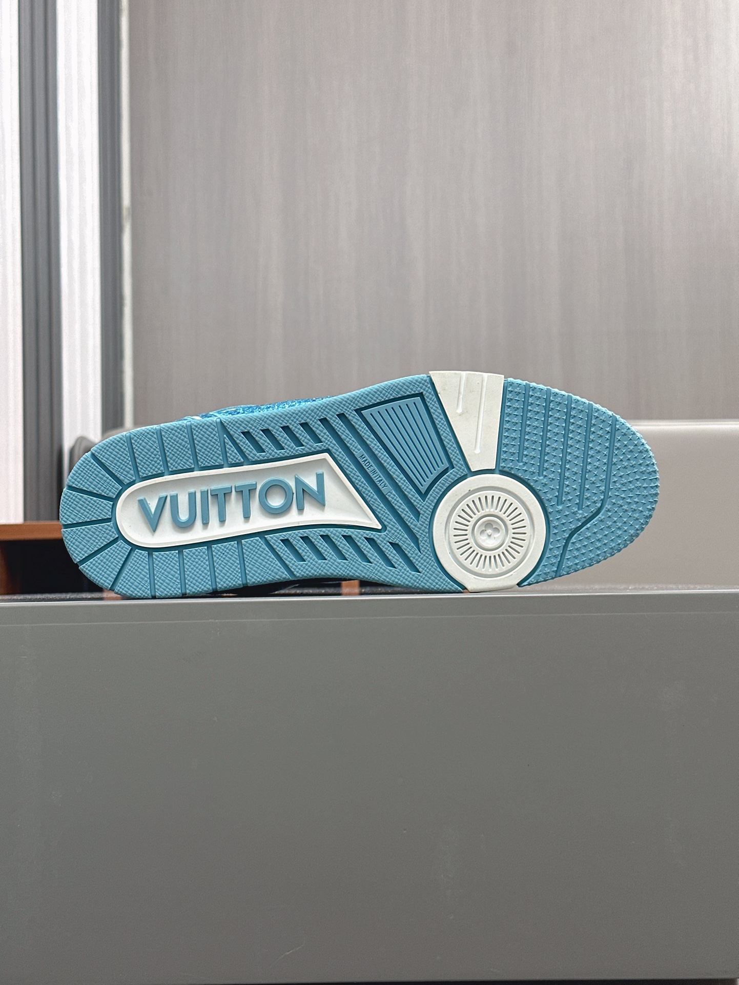 --Nuevos Productos--2024FW-LV TRAINER ¡diamantes calientes llenos de estrellas zapatillas retro! El 