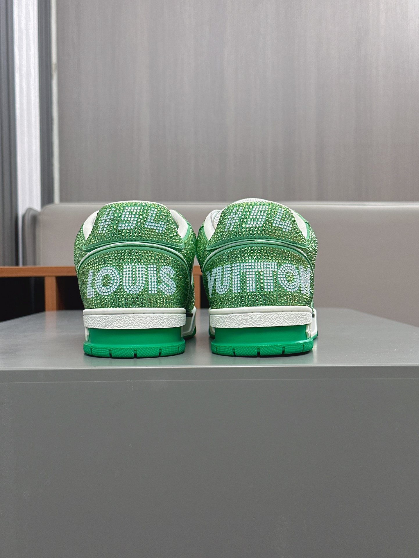 --Nuevos Productos--2024FW-LV TRAINER ¡diamantes calientes llenos de estrellas zapatillas retro! El 