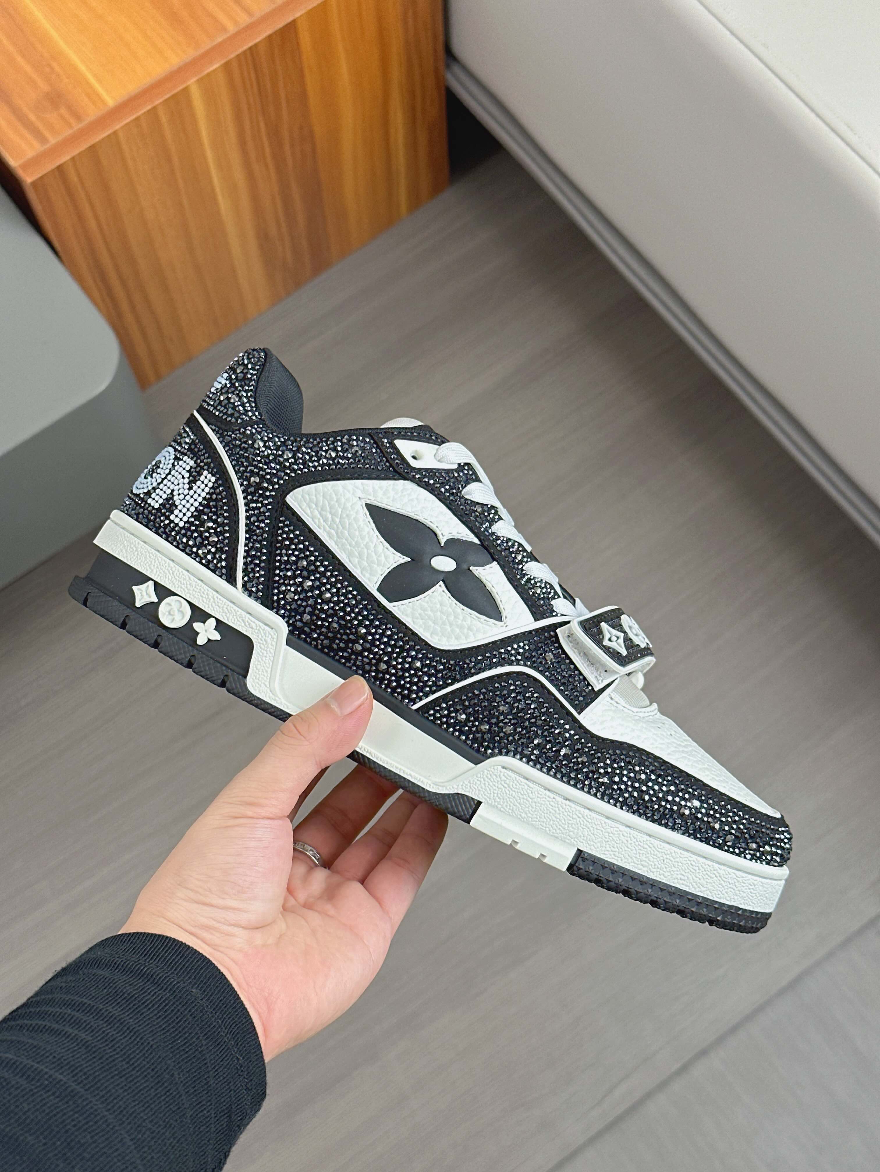 --Nuevos Productos--2024FW-LV TRAINER ¡diamantes calientes llenos de estrellas zapatillas retro! El 