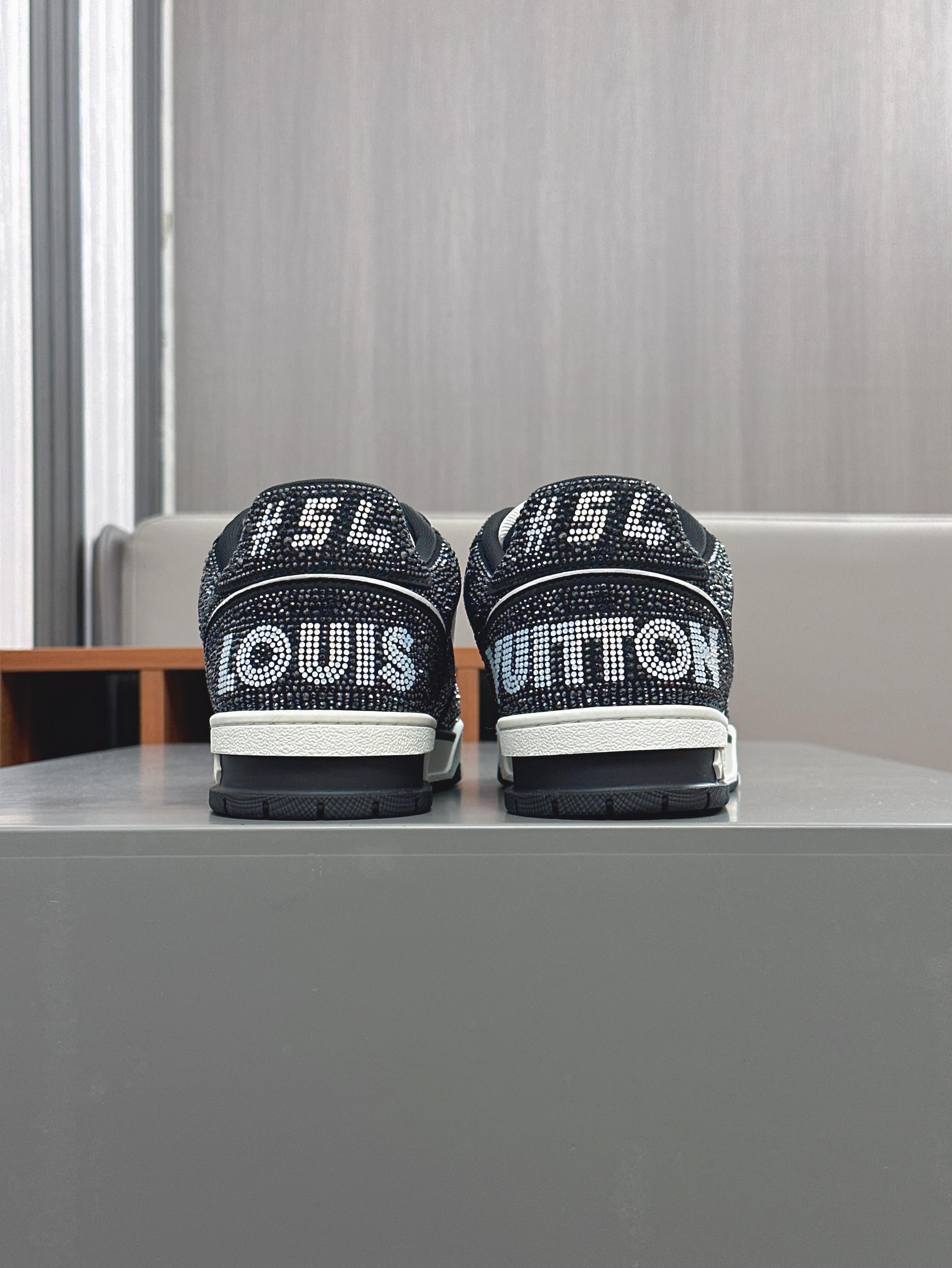 --Nuevos Productos--2024FW-LV TRAINER ¡diamantes calientes llenos de estrellas zapatillas retro! El 