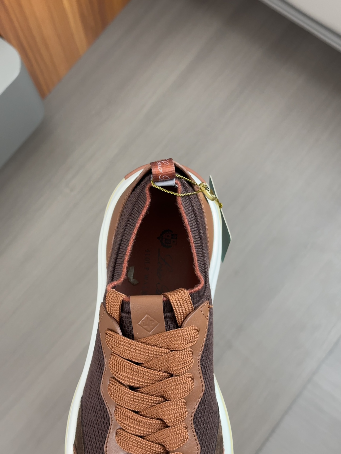 340LoroPiana LP Walk Wish Men's SneakerEl icónico LP se redefine con una perspectiva moderna, presen