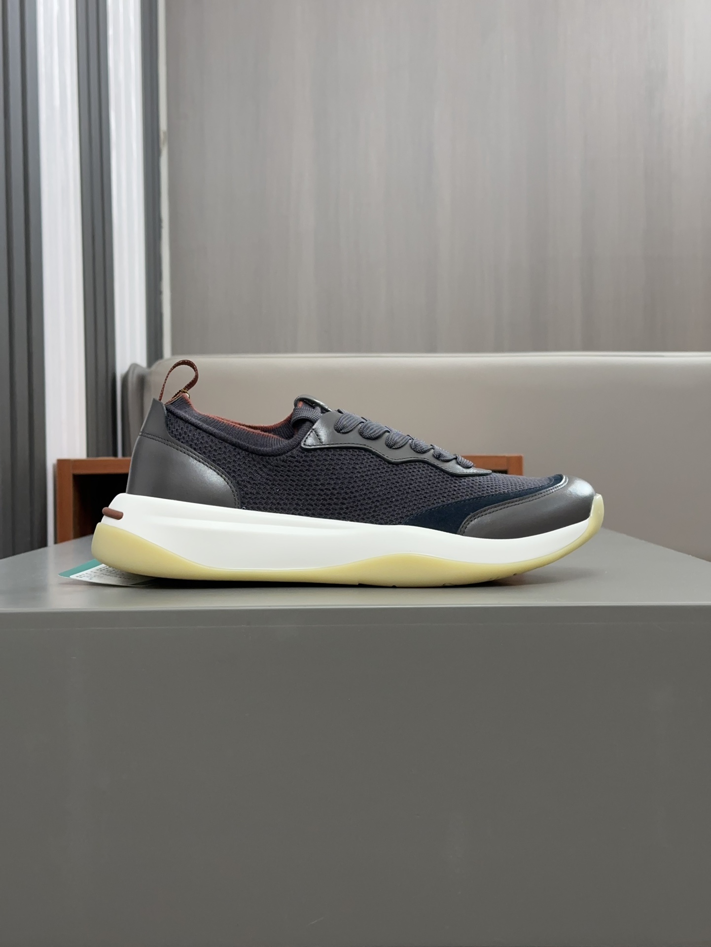 340LoroPiana LP Walk Wish Men's SneakerEl icónico LP se redefine con una perspectiva moderna, presen