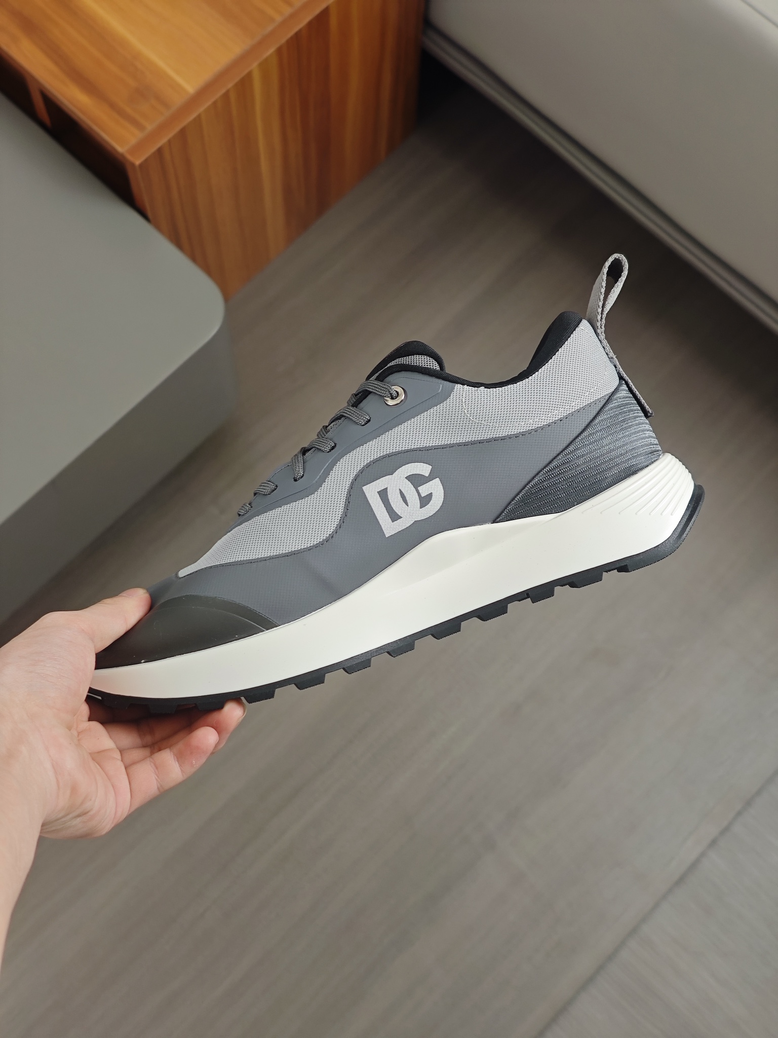 --Nuevo--Dolce&Gabbana--DG de gama alta de los hombres zapatos deportivo-casual. Mostrador superior 