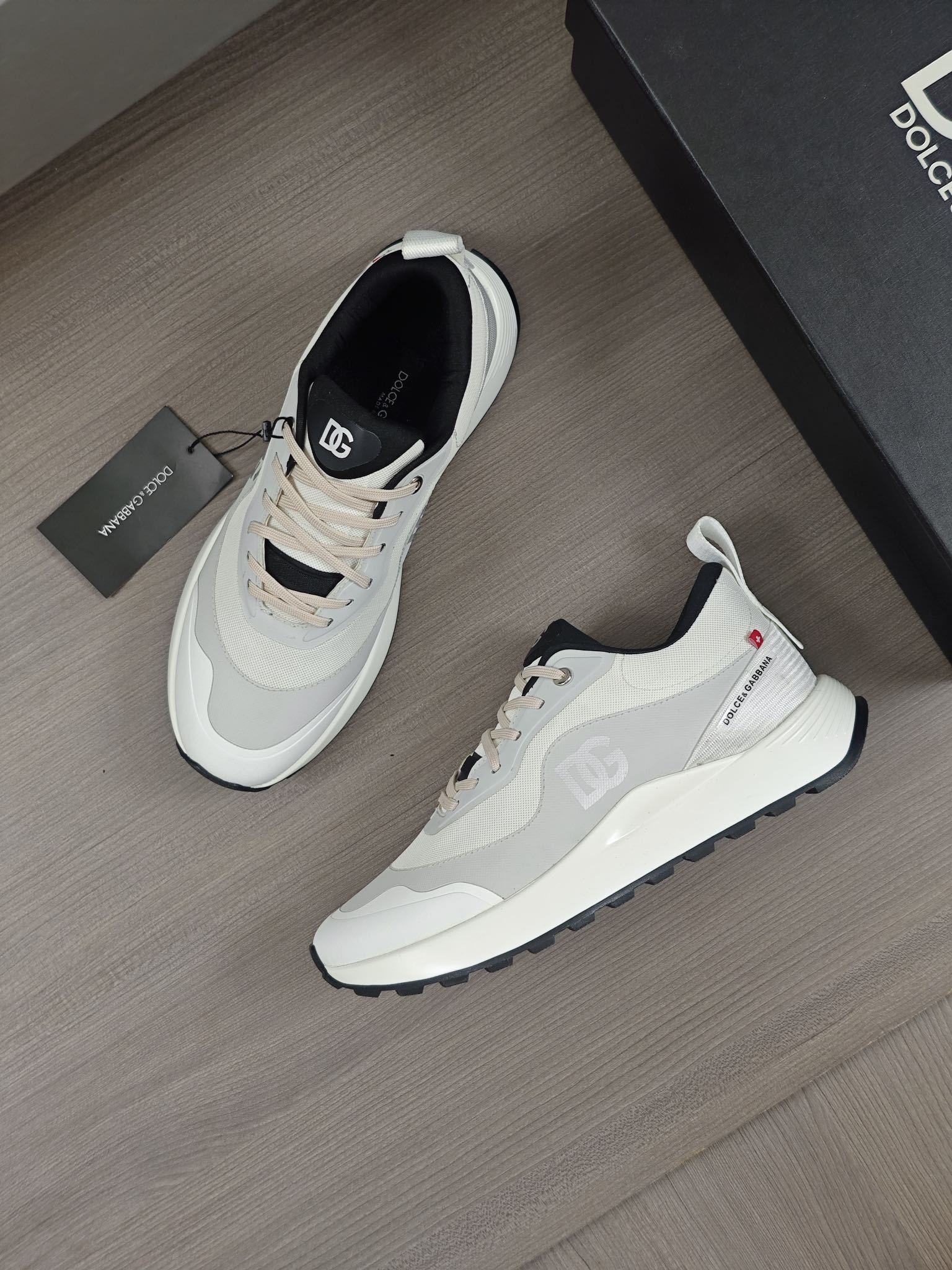--Nuevo--Dolce&Gabbana--DG de gama alta de los hombres zapatos deportivo-casual. Mostrador superior 