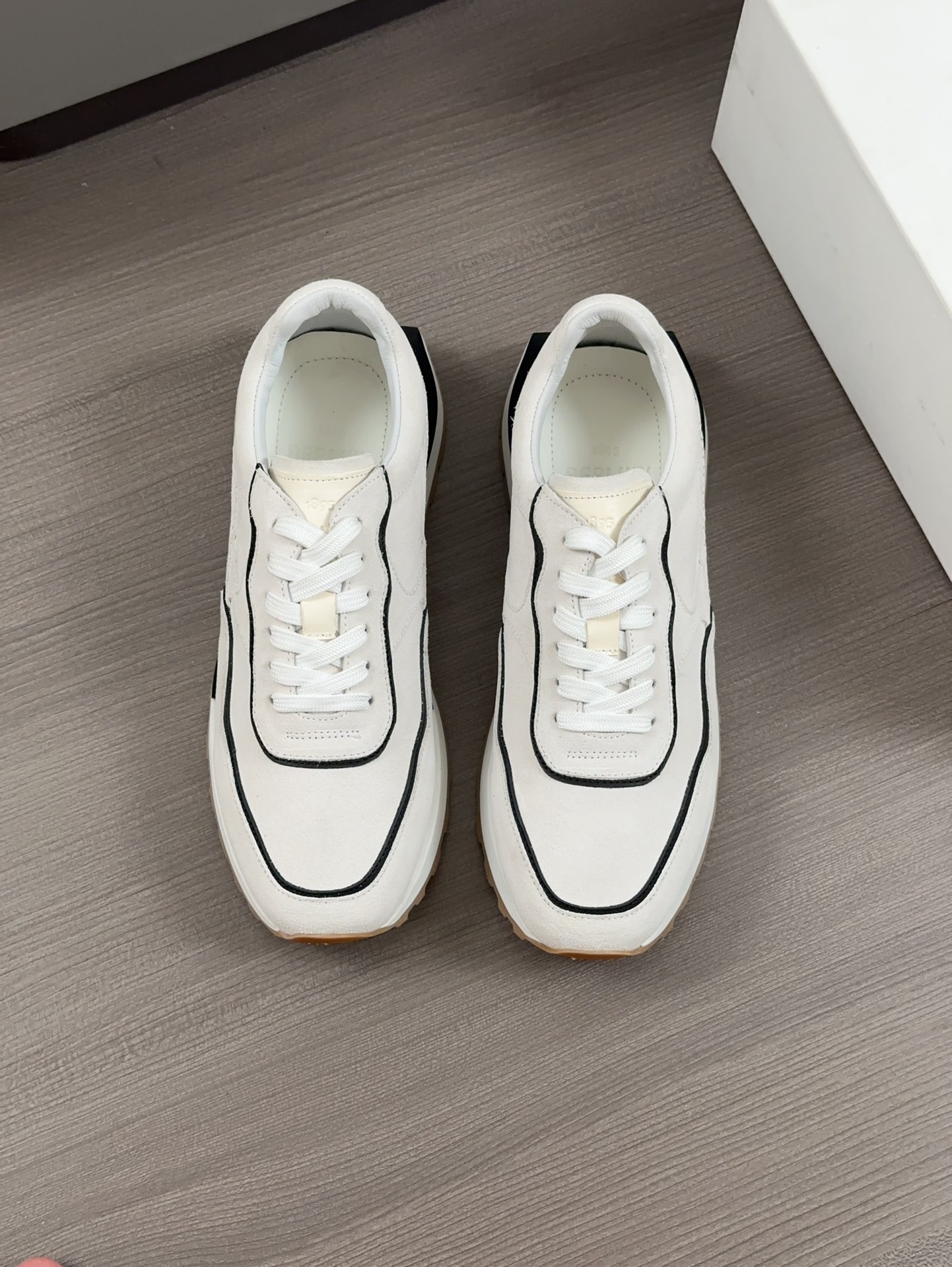 Berluti/Bruti zapatillas deportivas casuales de caña baja, la parte superior de esta versátil zapati