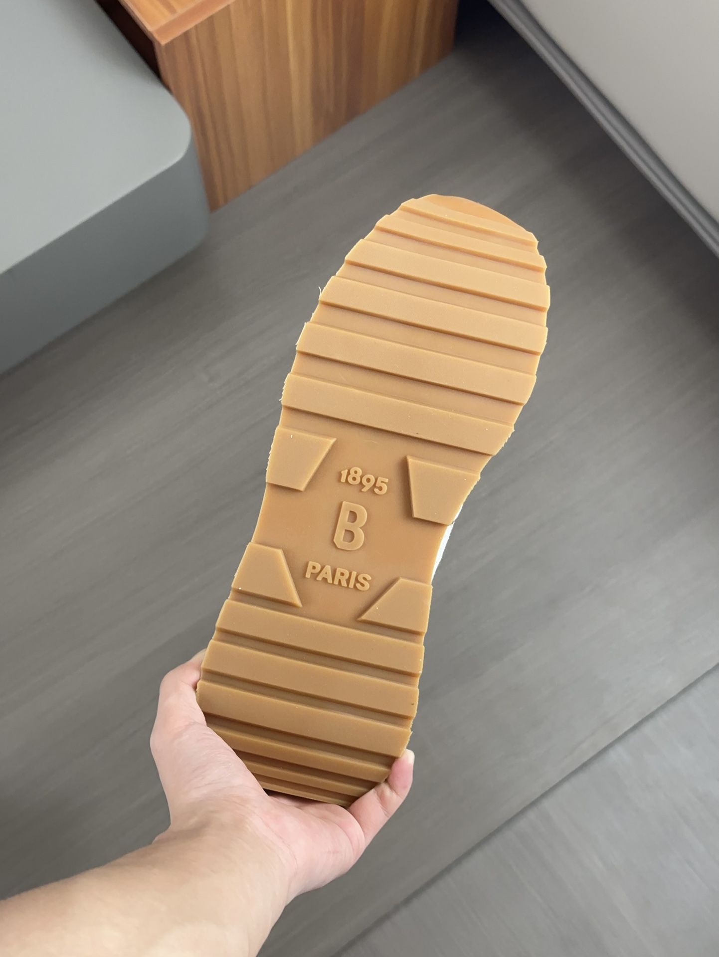Berluti/Bruti zapatillas deportivas casuales de caña baja, la parte superior de esta versátil zapati