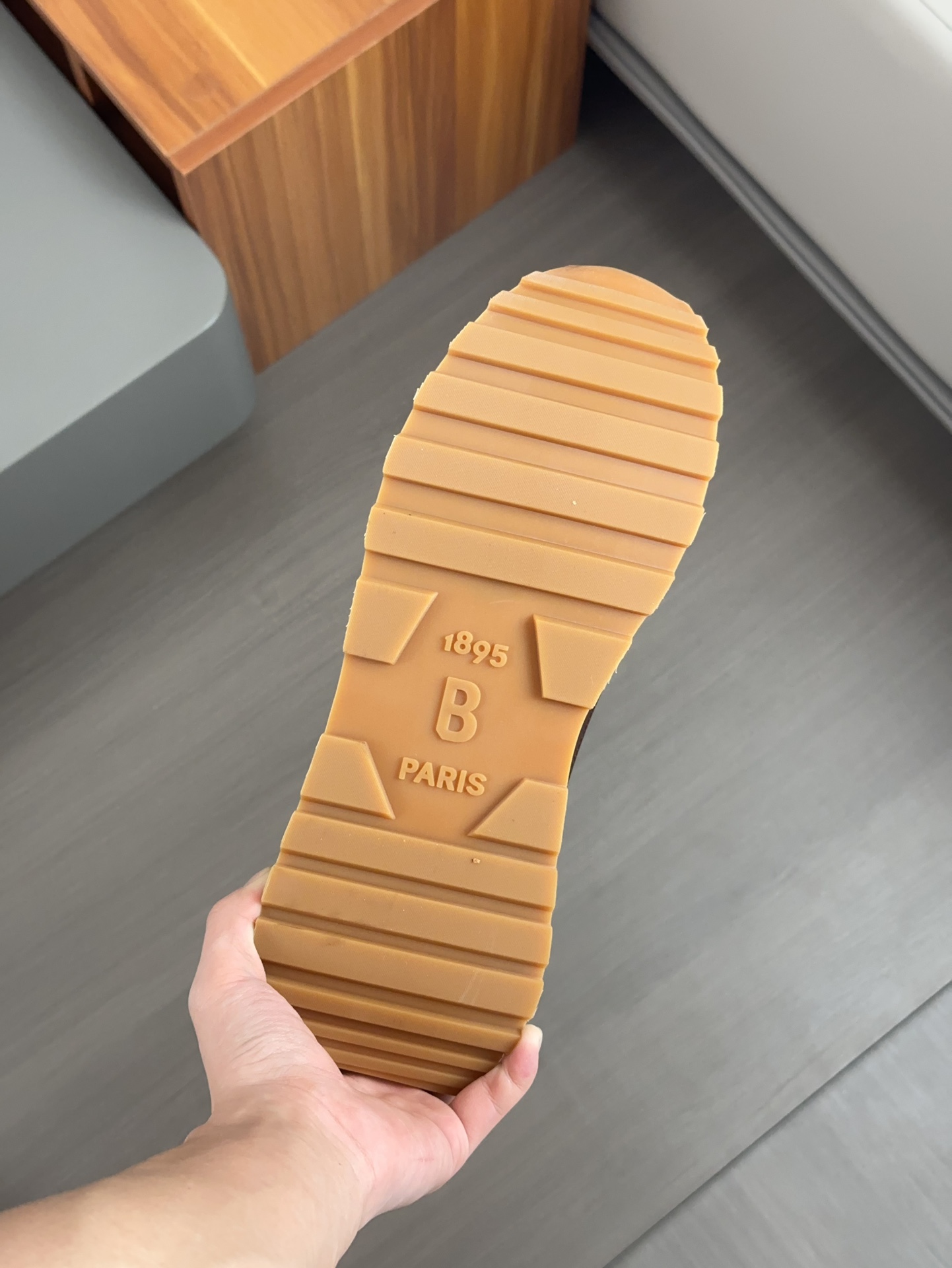 Berluti/Bruti zapatillas deportivas casuales de caña baja, la parte superior de esta versátil zapati