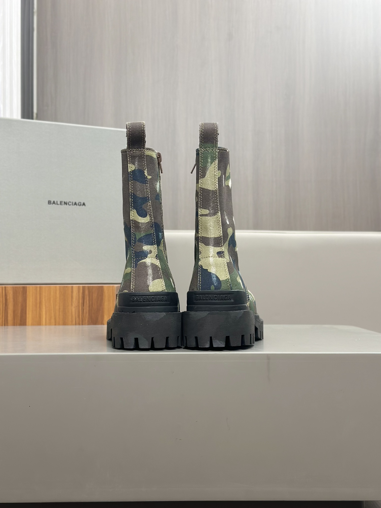Factory Parisienne - Botas Martin Vintage 𝗕𝗔𝗔𝗟𝗘𝗡𝗖𝗜 Versión puramente original de las Botas M