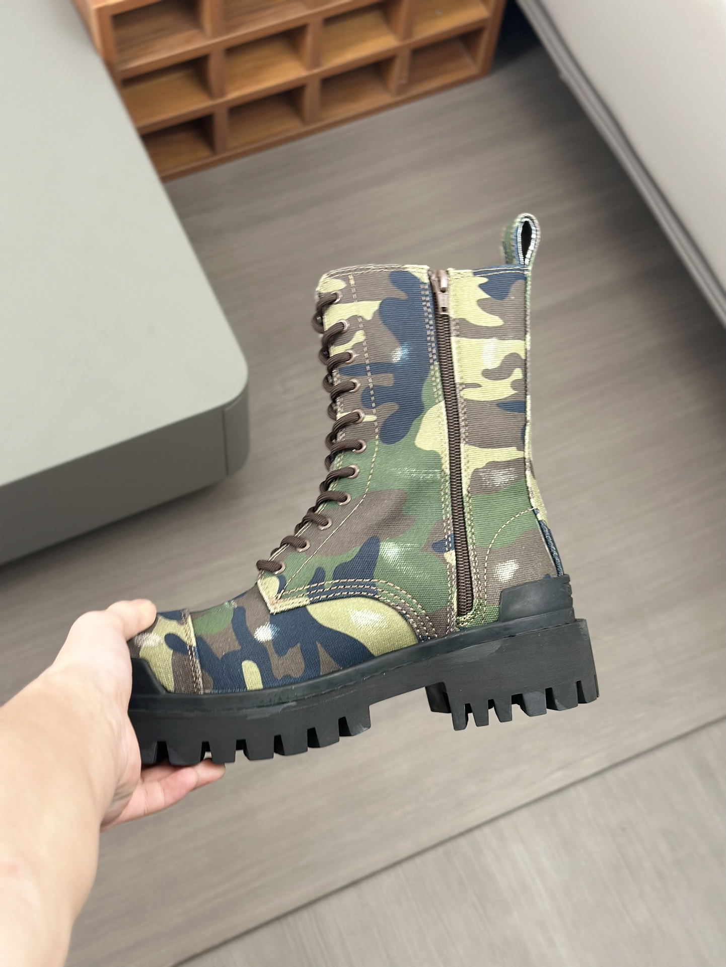 Factory Parisienne - Botas Martin Vintage 𝗕𝗔𝗔𝗟𝗘𝗡𝗖𝗜 Versión puramente original de las Botas M