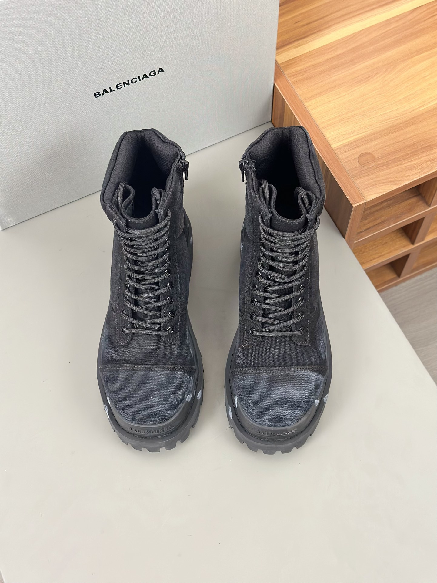 Factory Parisienne - Botas Martin Vintage 𝗕𝗔𝗔𝗟𝗘𝗡𝗖𝗜 Versión puramente original de las Botas M
