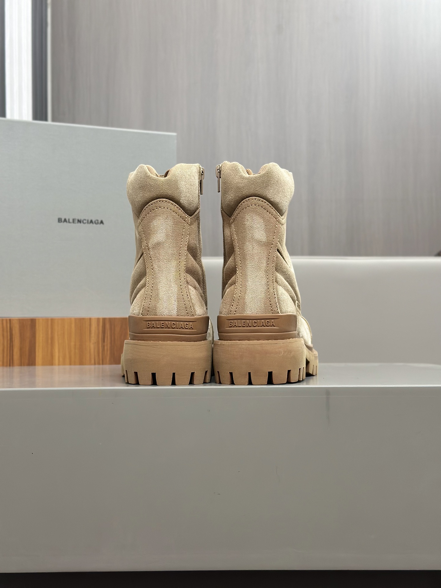 Factory Parisienne - Botas Martin Vintage 𝗕𝗔𝗔𝗟𝗘𝗡𝗖𝗜 Versión puramente original de las Botas M