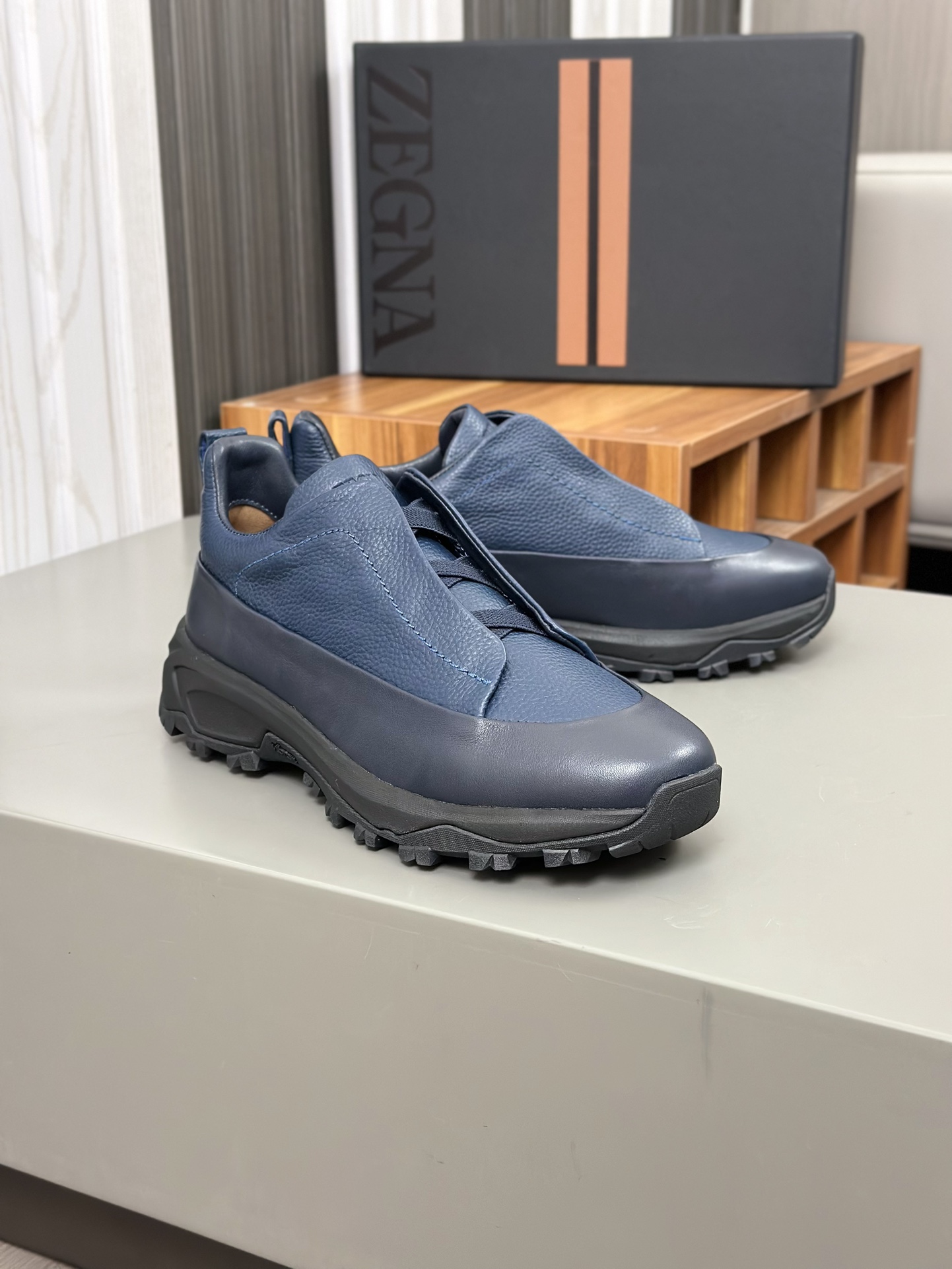 2024Nueva Serie ZEGNA Zegna Zapatos de los hombres de gamuza Triple StitchMonte zapatos casuales de 