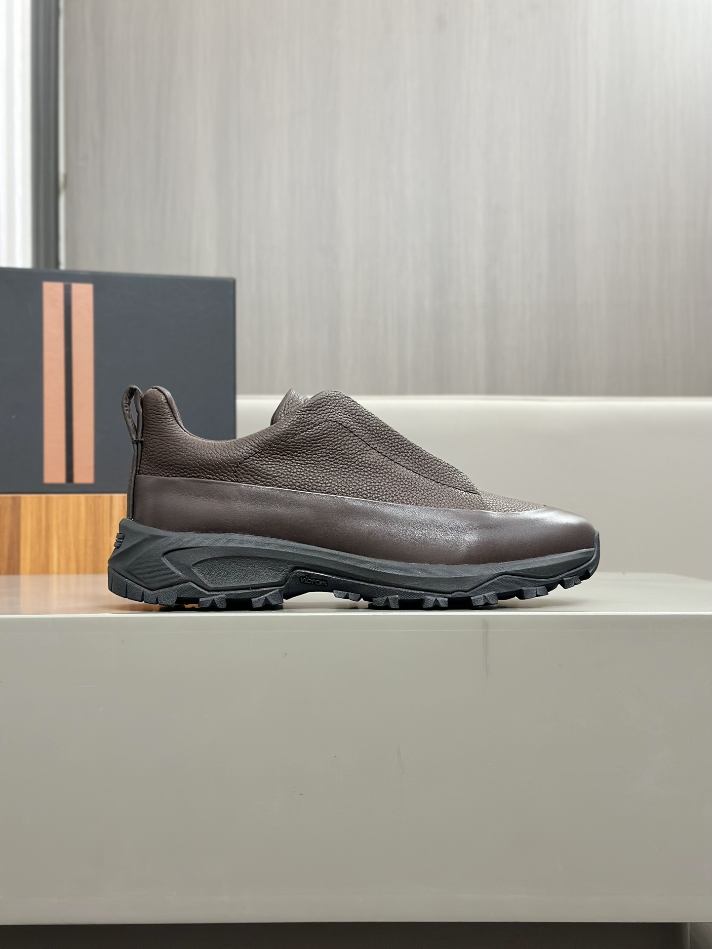 2024Nueva Serie ZEGNA Zegna Zapatos de los hombres de gamuza Triple StitchMonte zapatos casuales de 