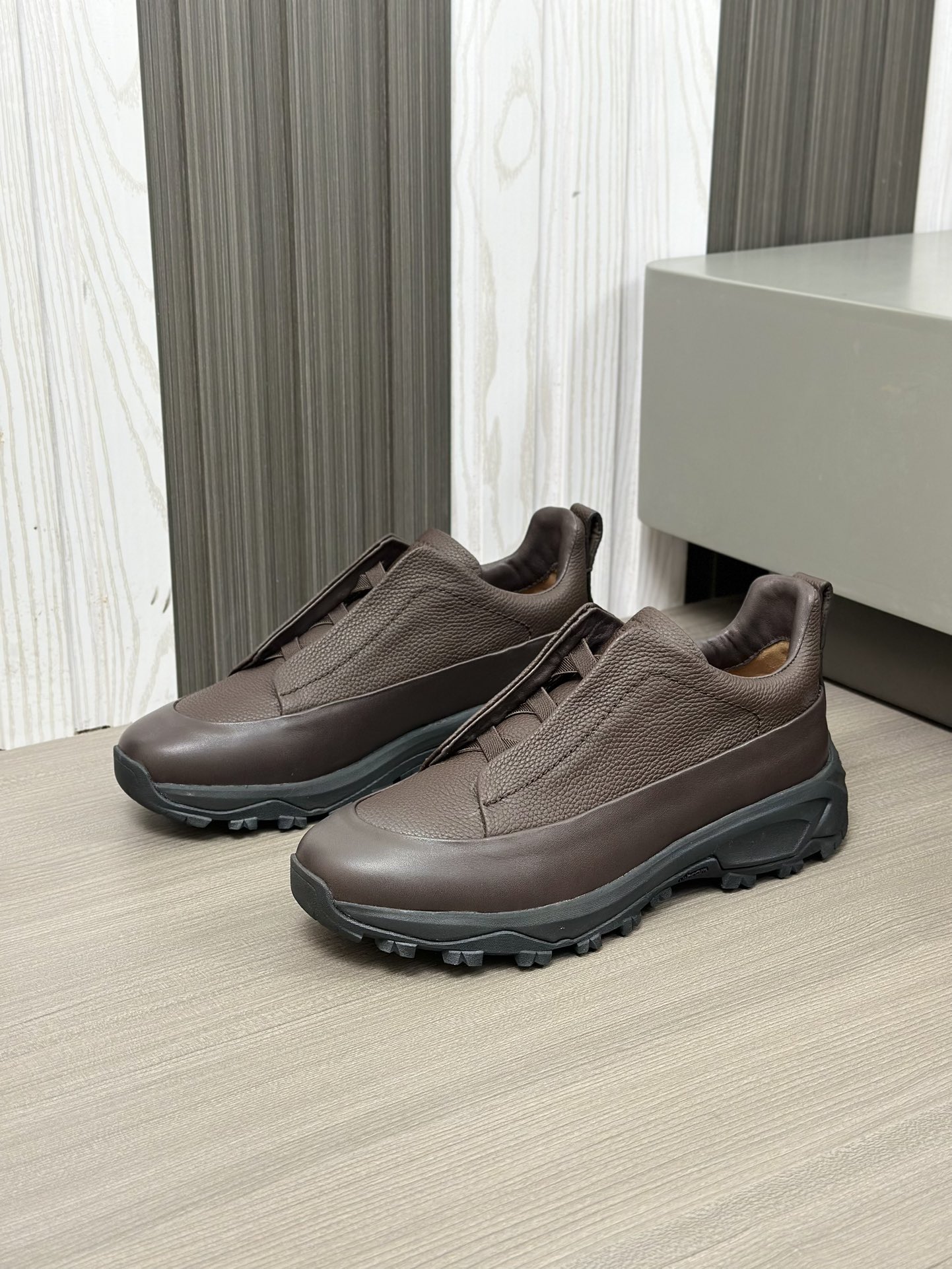 2024Nueva Serie ZEGNA Zegna Zapatos de los hombres de gamuza Triple StitchMonte zapatos casuales de 