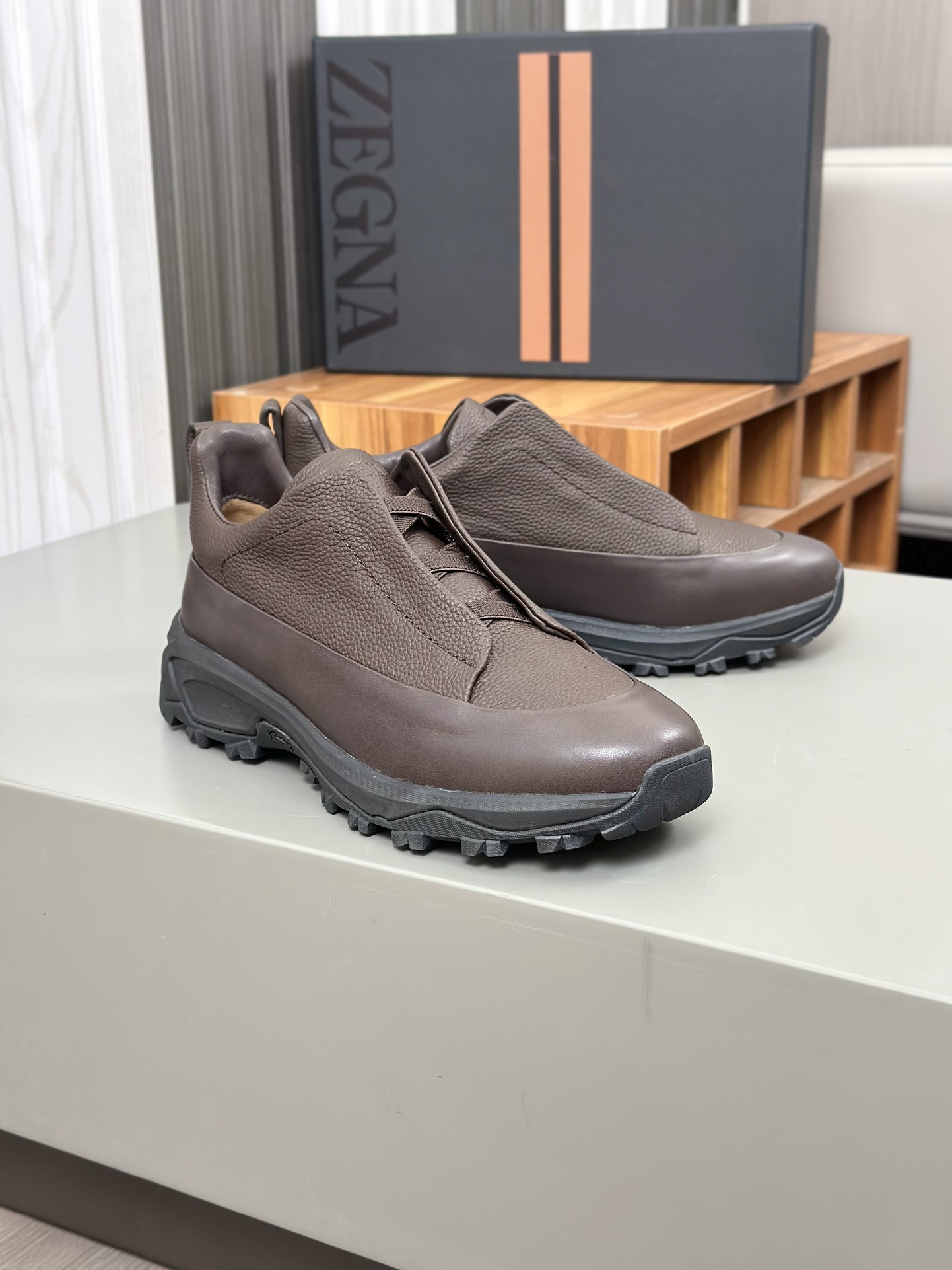 2024Nueva Serie ZEGNA Zegna Zapatos de los hombres de gamuza Triple StitchMonte zapatos casuales de 