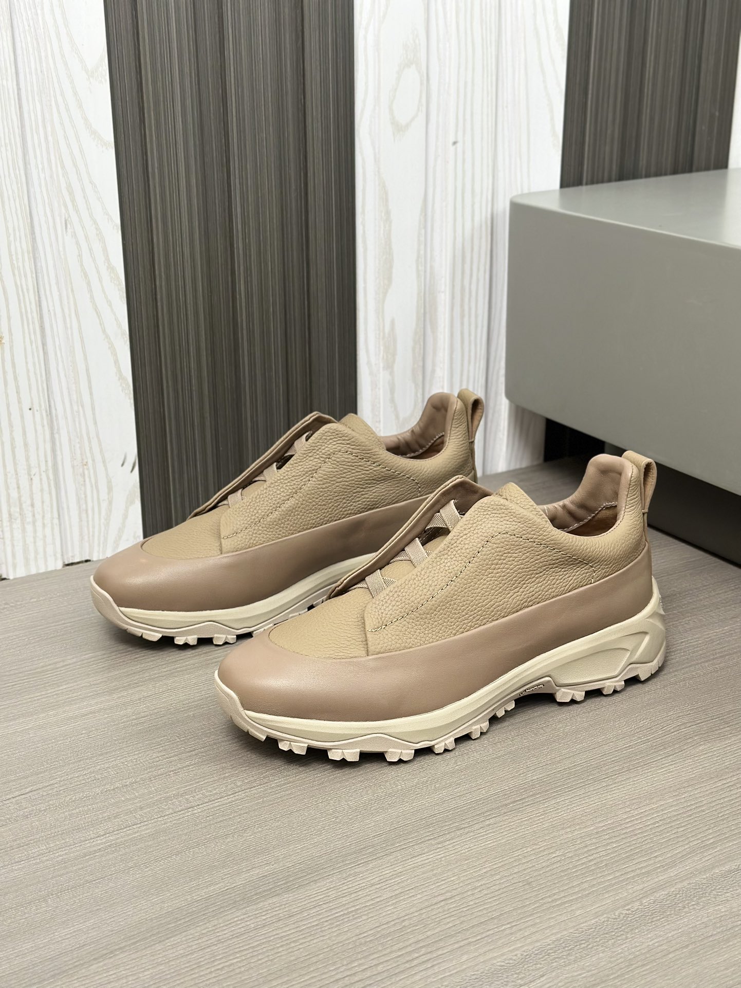 2024Nueva Serie ZEGNA Zegna Zapatos de los hombres de gamuza Triple StitchMonte zapatos casuales de 
