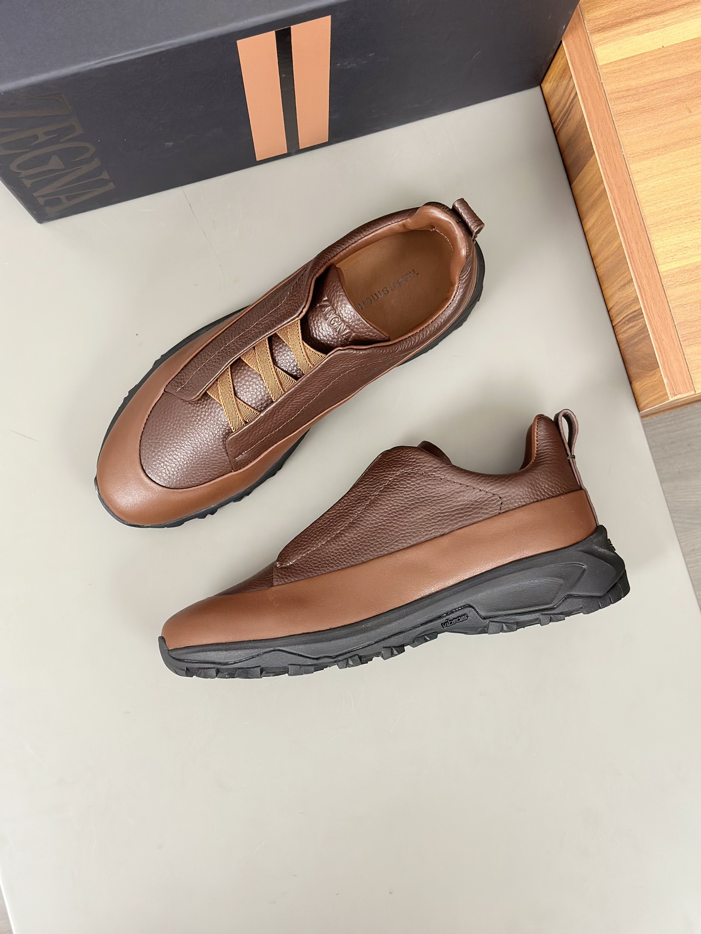2024Nueva Serie ZEGNA Zegna Zapatos de los hombres de gamuza Triple StitchMonte zapatos casuales de 