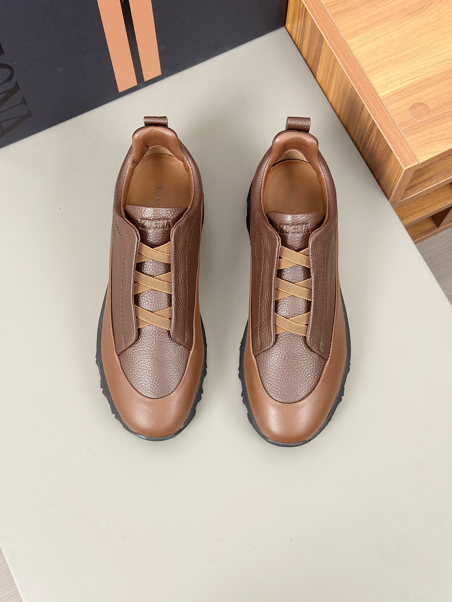 2024Nueva Serie ZEGNA Zegna Zapatos de los hombres de gamuza Triple StitchMonte zapatos casuales de 