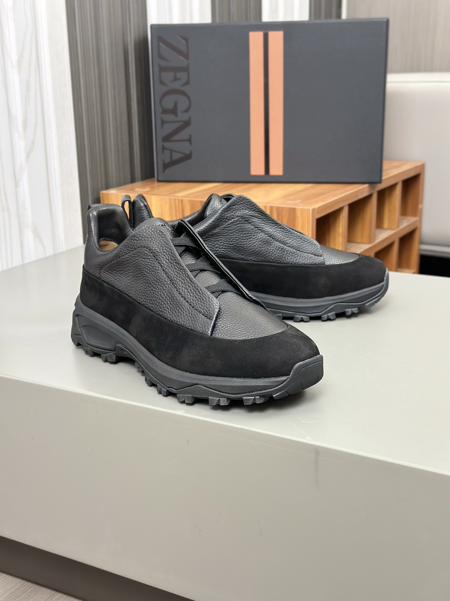 2024Nueva Serie ZEGNA Zegna Zapatos de los hombres de gamuza Triple StitchMonte zapatos casuales de 