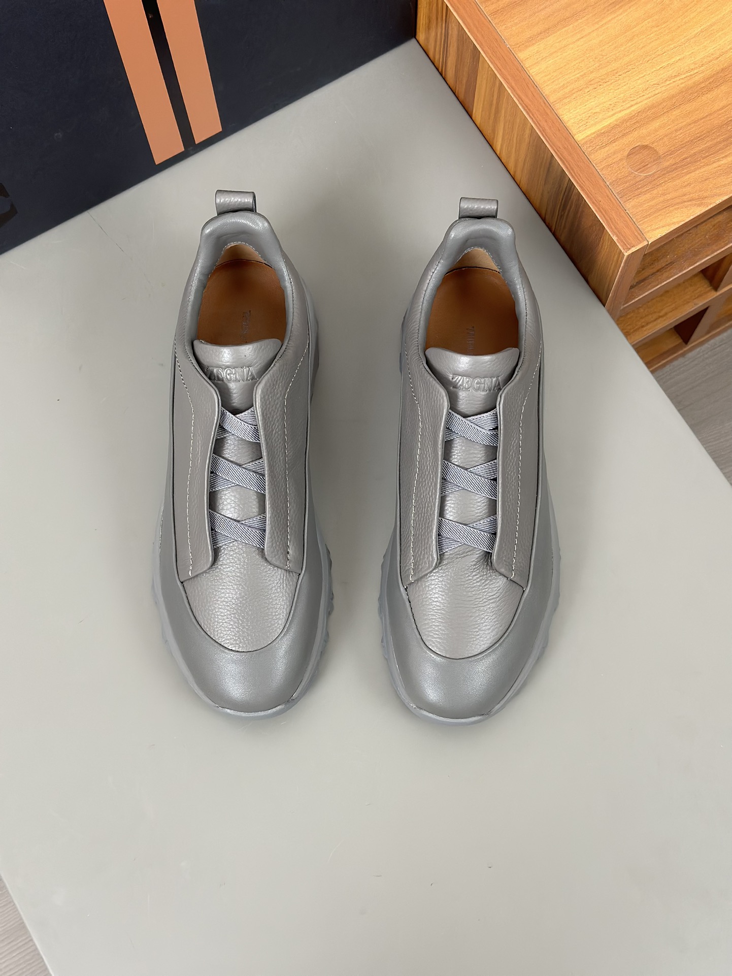 2024Nueva Serie ZEGNA Zegna Zapatos de los hombres de gamuza Triple StitchMonte zapatos casuales de 
