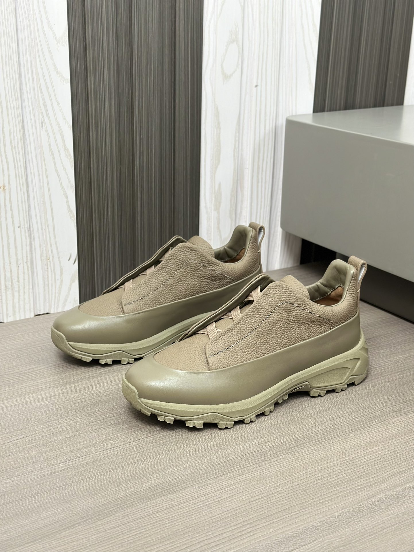 2024Nueva Serie ZEGNA Zegna Zapatos de los hombres de gamuza Triple StitchMonte zapatos casuales de 