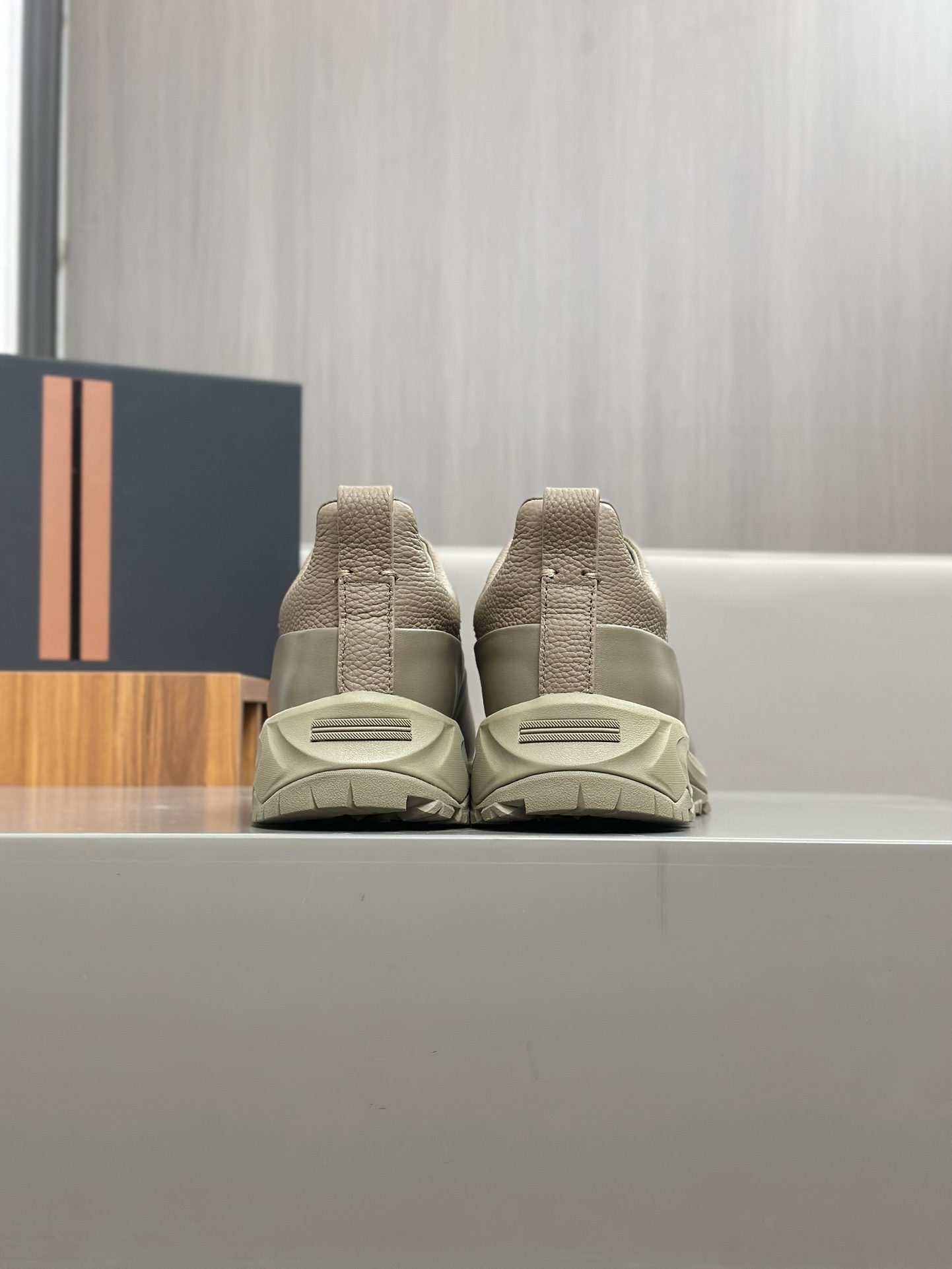 2024Nueva Serie ZEGNA Zegna Zapatos de los hombres de gamuza Triple StitchMonte zapatos casuales de 