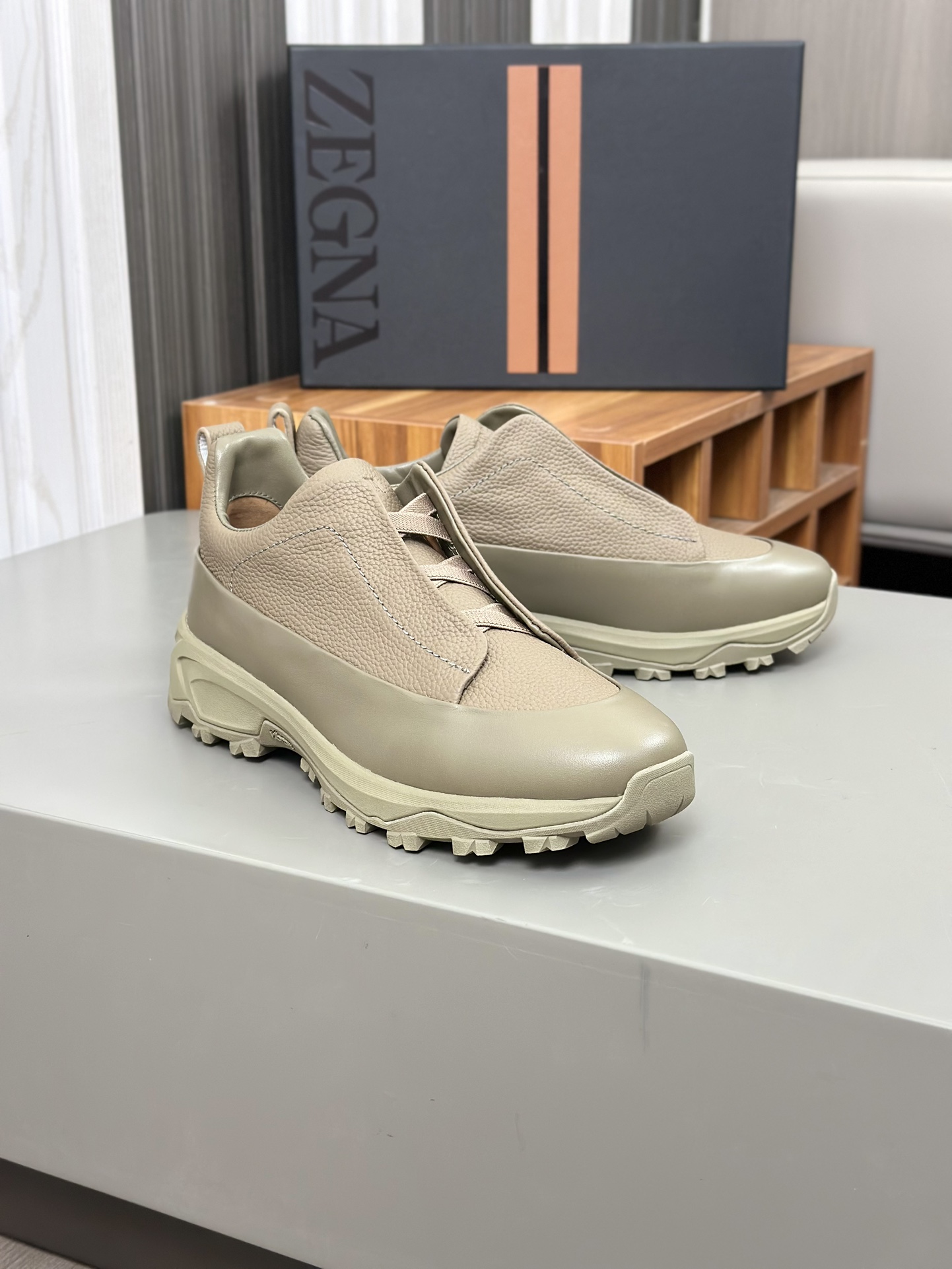 2024Nueva Serie ZEGNA Zegna Zapatos de los hombres de gamuza Triple StitchMonte zapatos casuales de 
