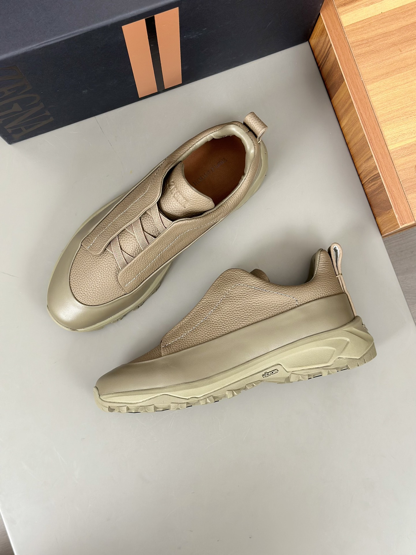 2024Nueva Serie ZEGNA Zegna Zapatos de los hombres de gamuza Triple StitchMonte zapatos casuales de 